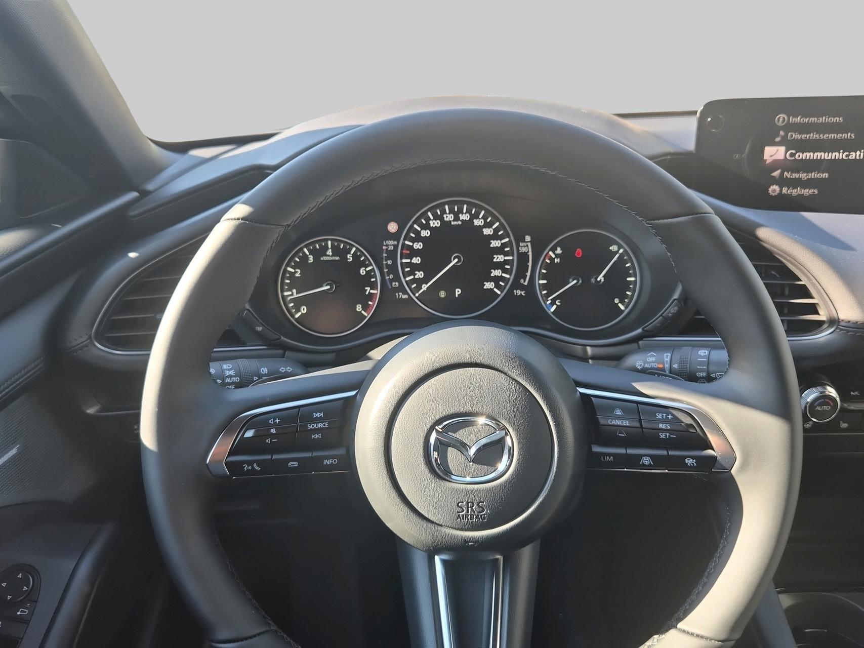 MAZDA 3 Hatchback SKYACTIV-X M Hybrid 186 Takumi Automat-image-10