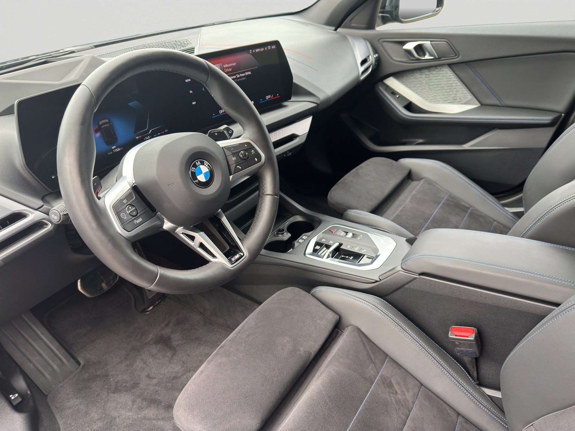 BMW 120 M Sport Pro Steptronic-image-6
