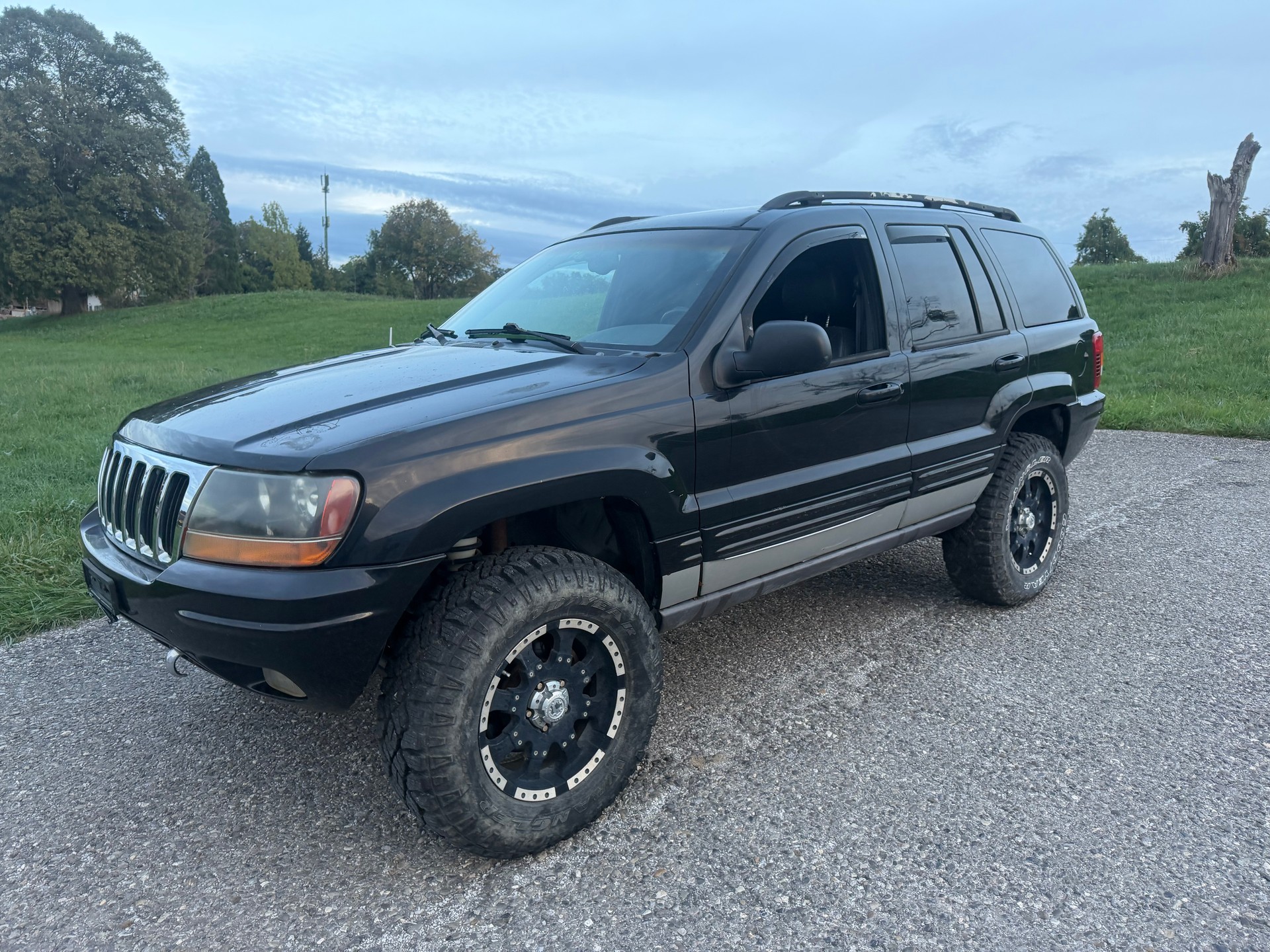 JEEP Grand Cherokee 4.7 Limited Automatic-image-0