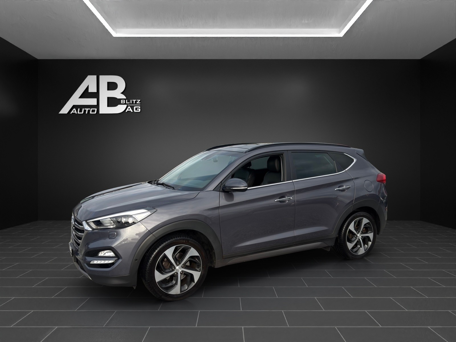 HYUNDAI Tucson 2.0 CRDI Vertex 4WD Automatic mit 185 PS-image-1