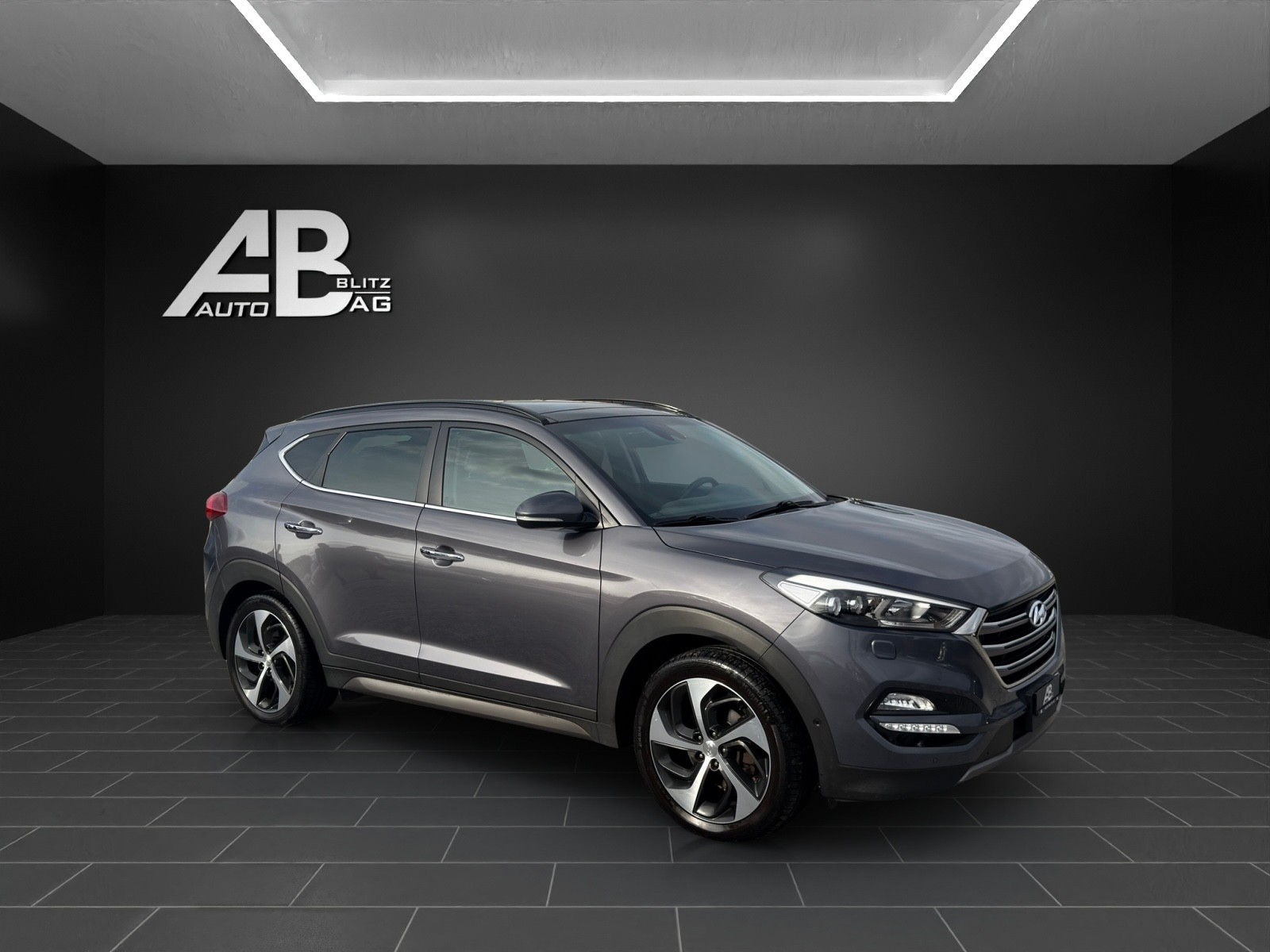 HYUNDAI Tucson 2.0 CRDI Vertex 4WD Automatic mit 185 PS-image-5