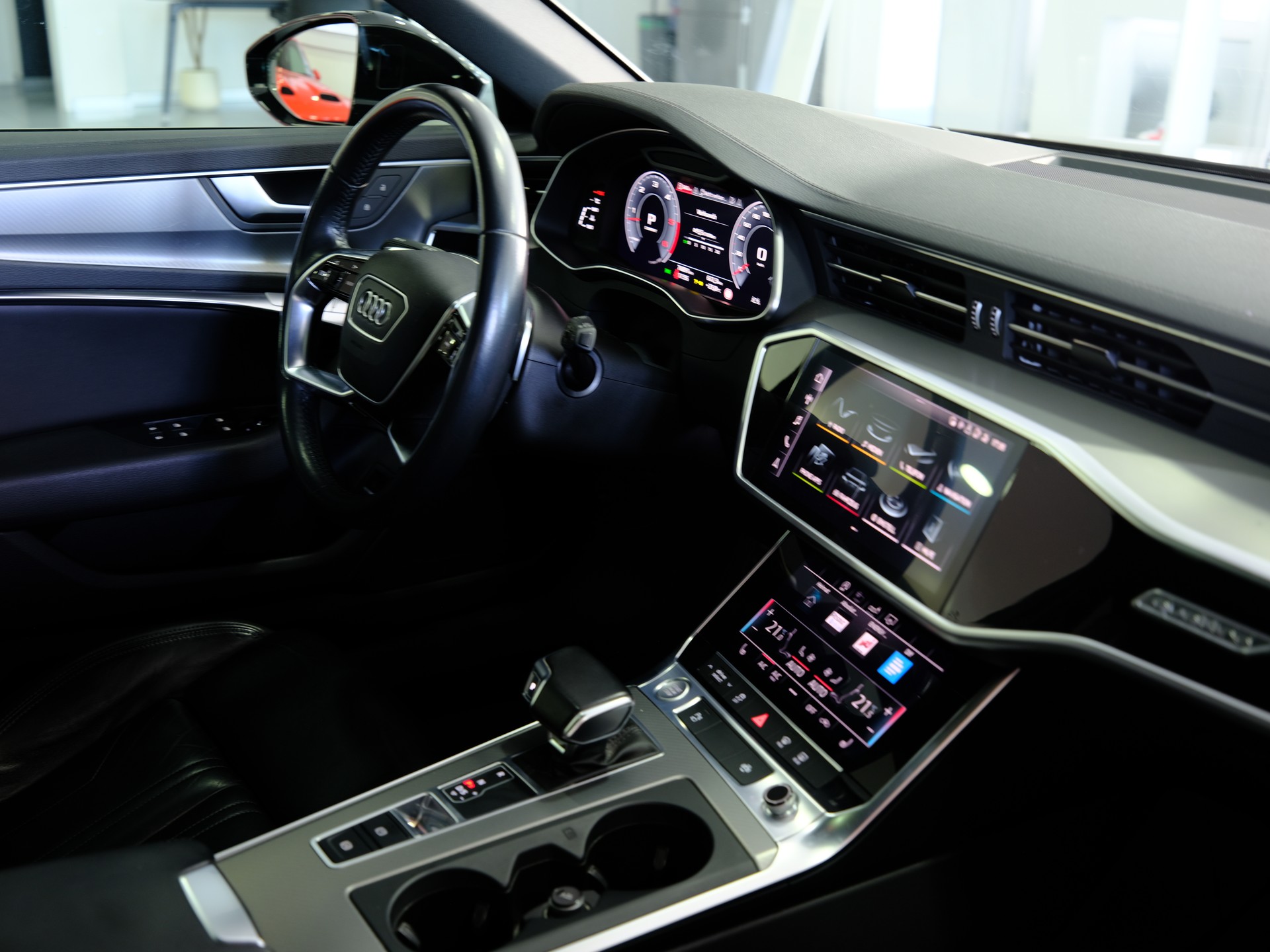 AUDI A6 Avant 45 TDI quattro tiptronic-image-9