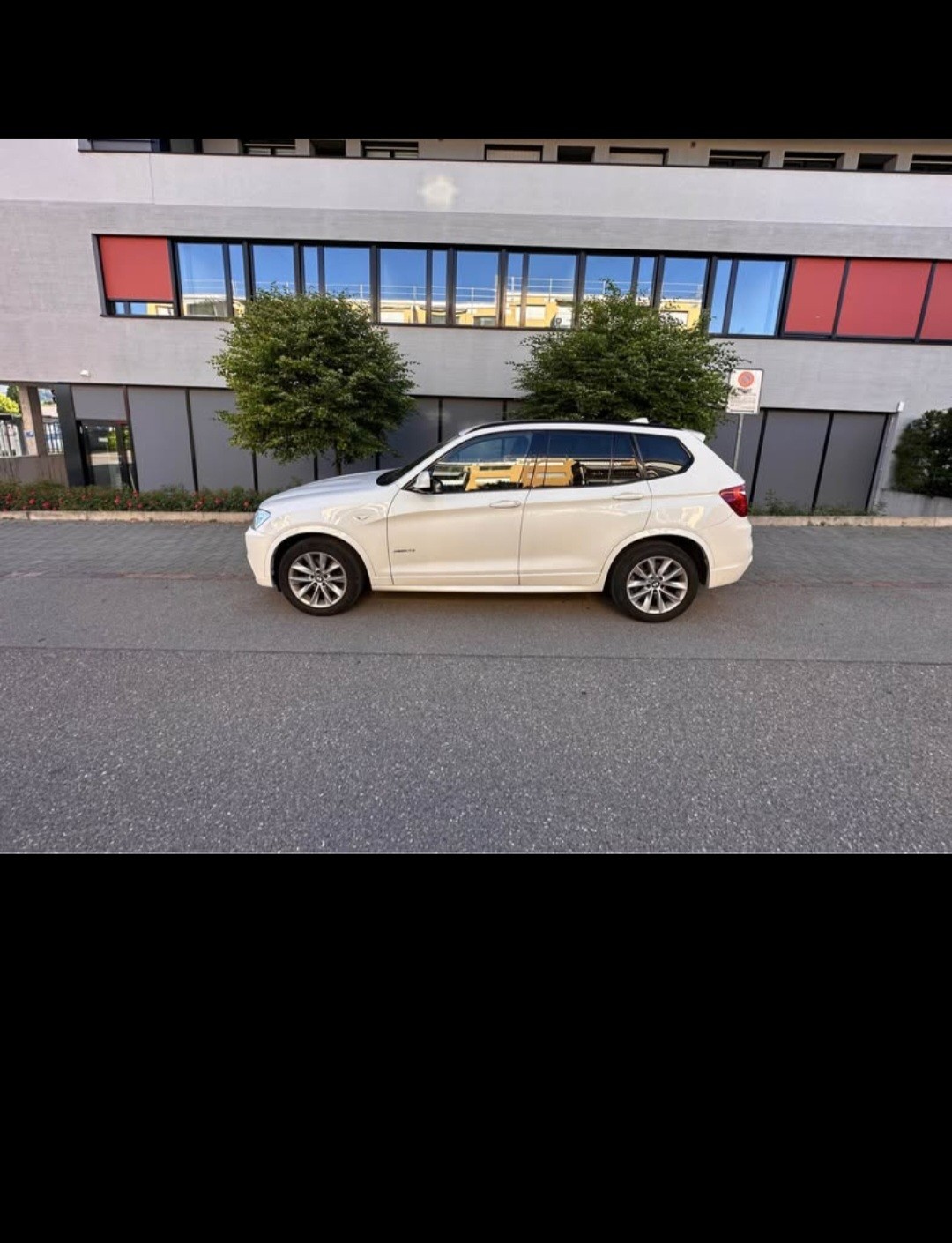 BMW X3 xDrive 20i Steptronic-image-1