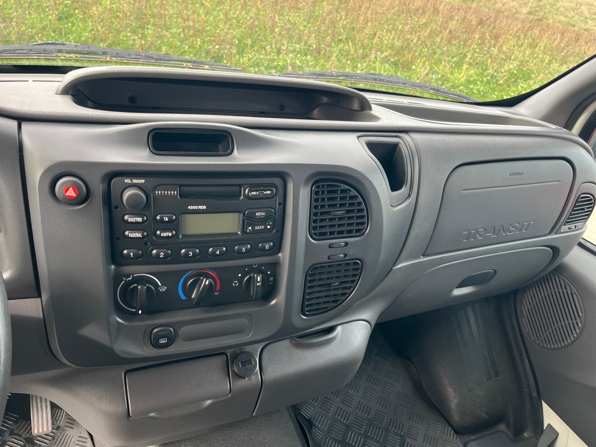 FORD Transit Wohnmobil 280 M-image-8