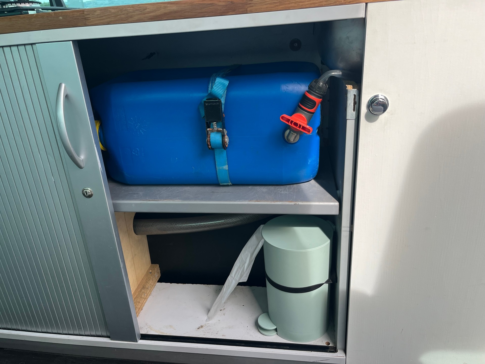 FORD Transit Wohnmobil 280 M-image-11