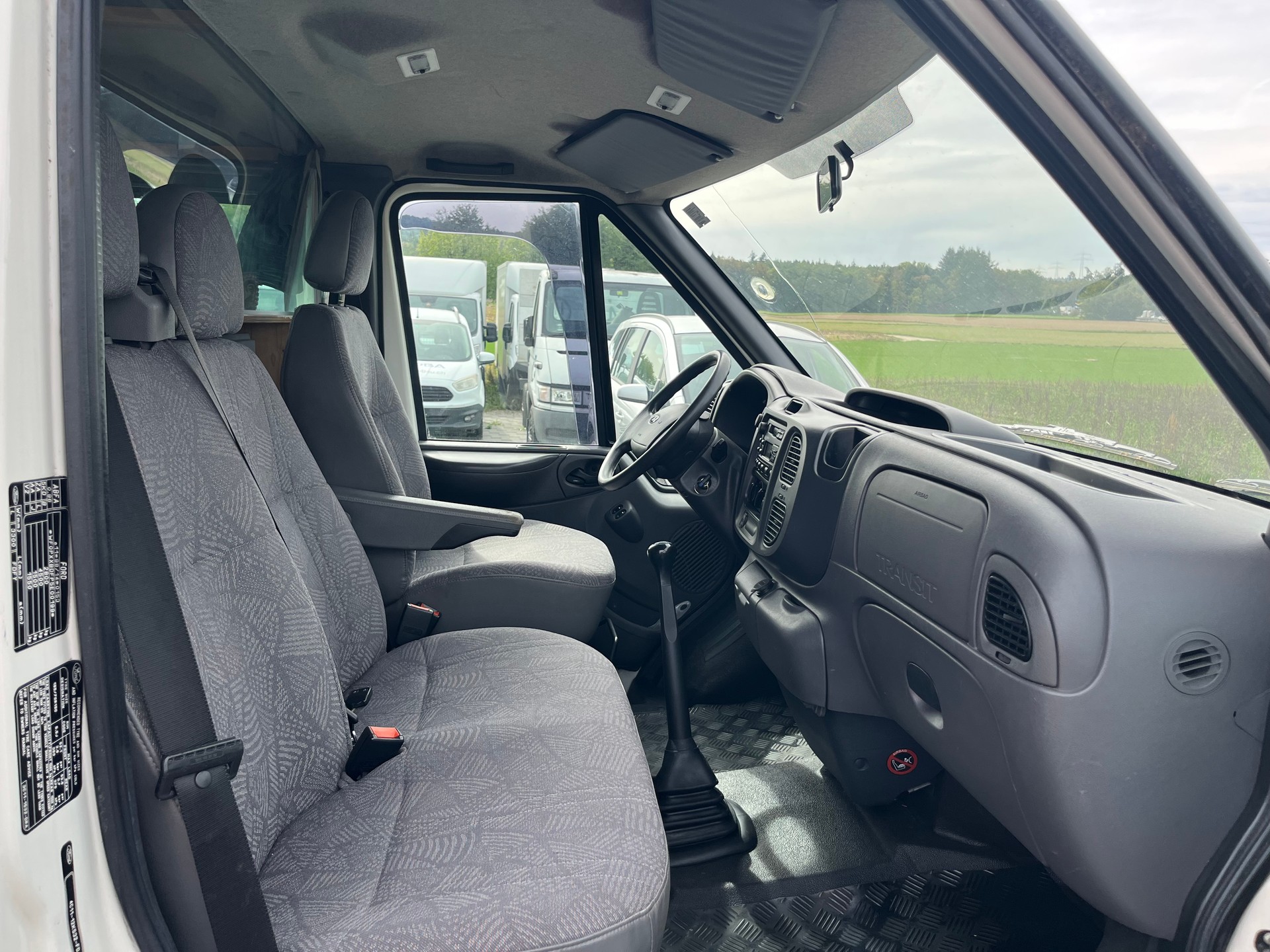 FORD Transit Wohnmobil 280 M-image-14