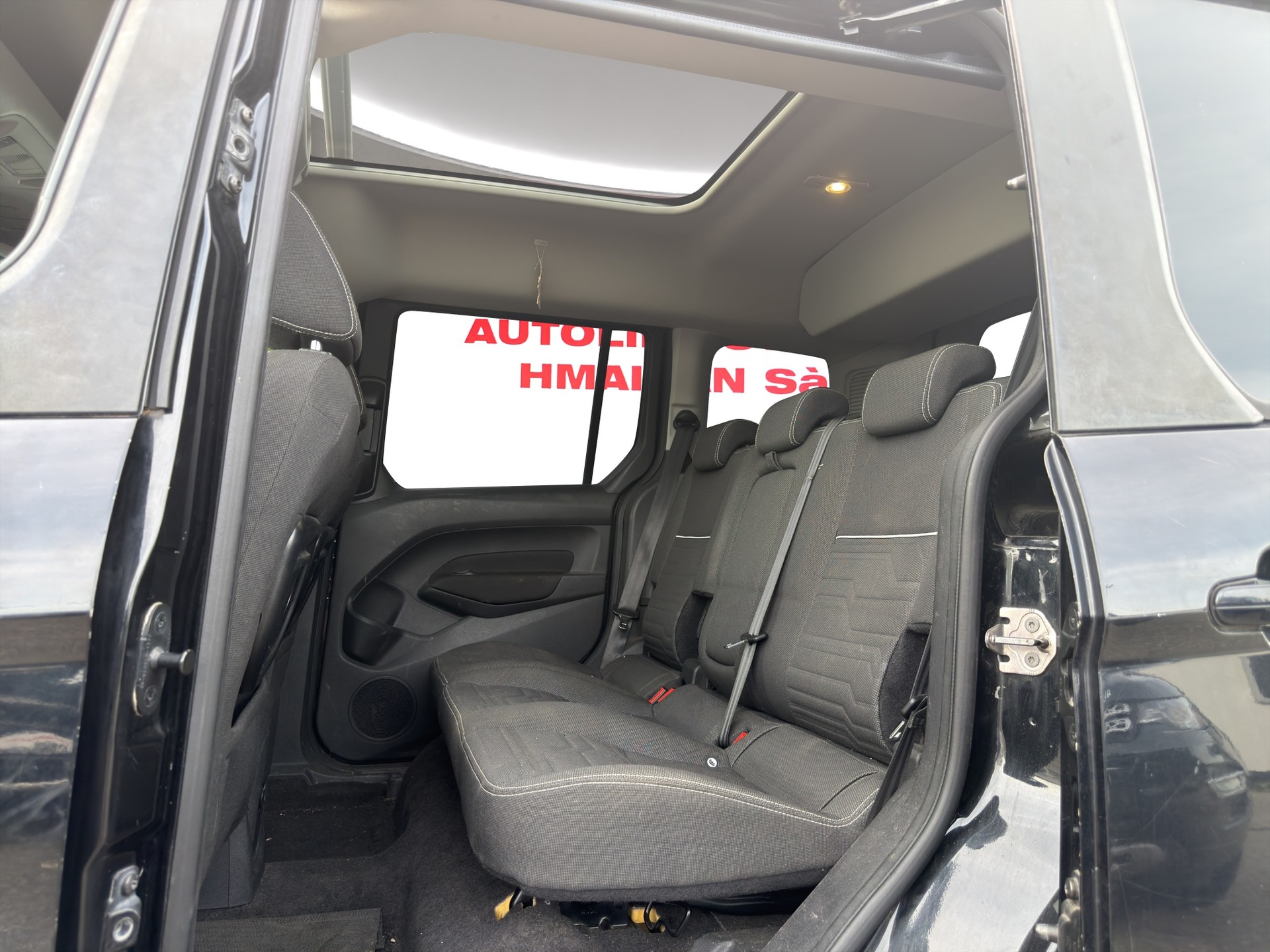 FORD Tourneo Connect 1.0 SCTi Trend-image-10