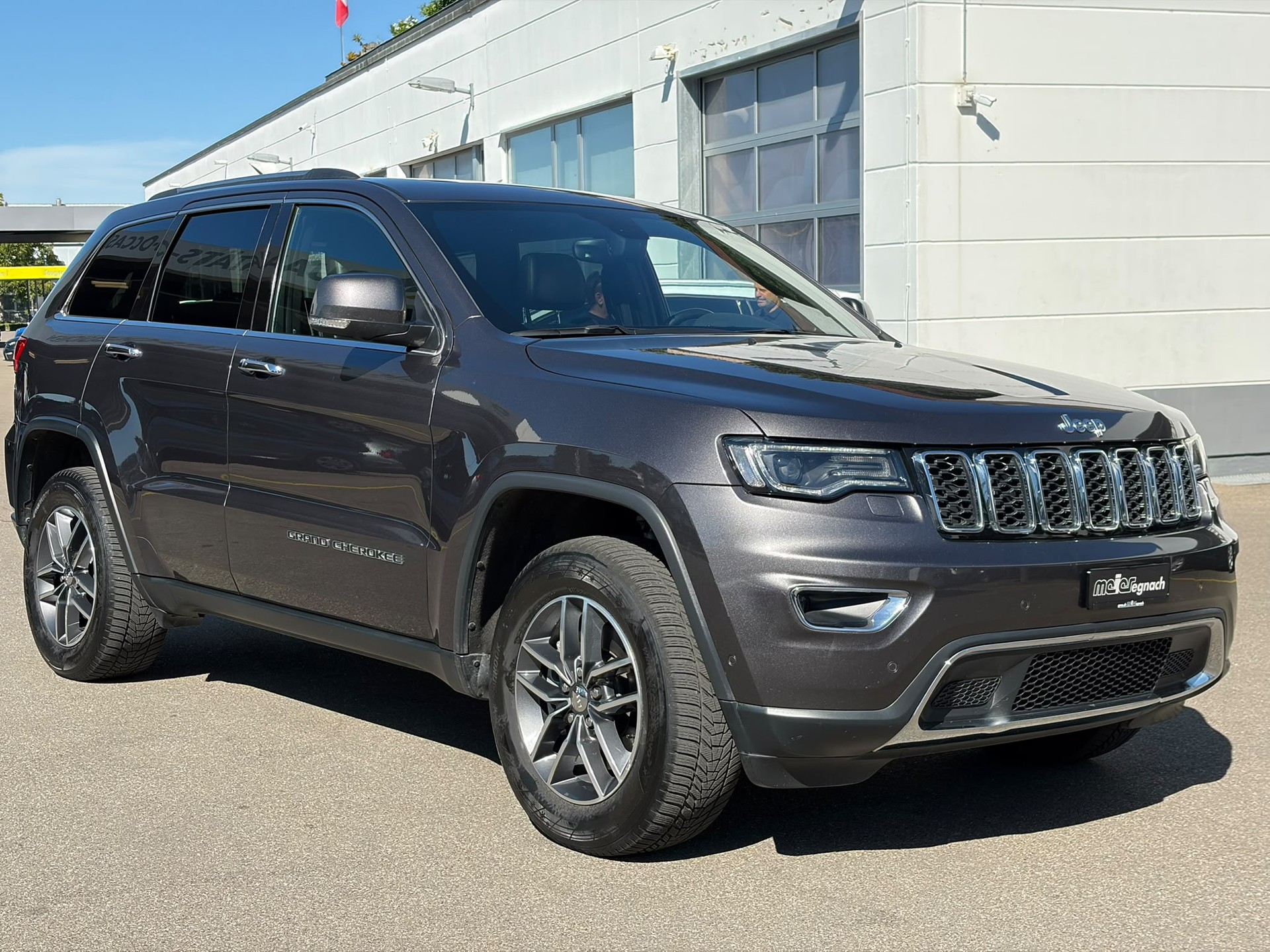 JEEP Grand Cherokee 3.0 CRD Limited Automatic-image-2