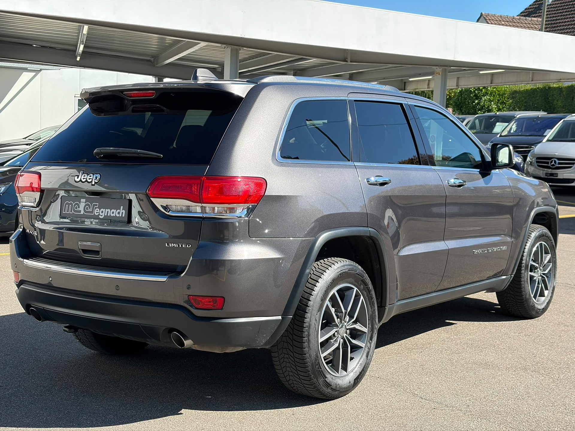 JEEP Grand Cherokee 3.0 CRD Limited Automatic-image-9