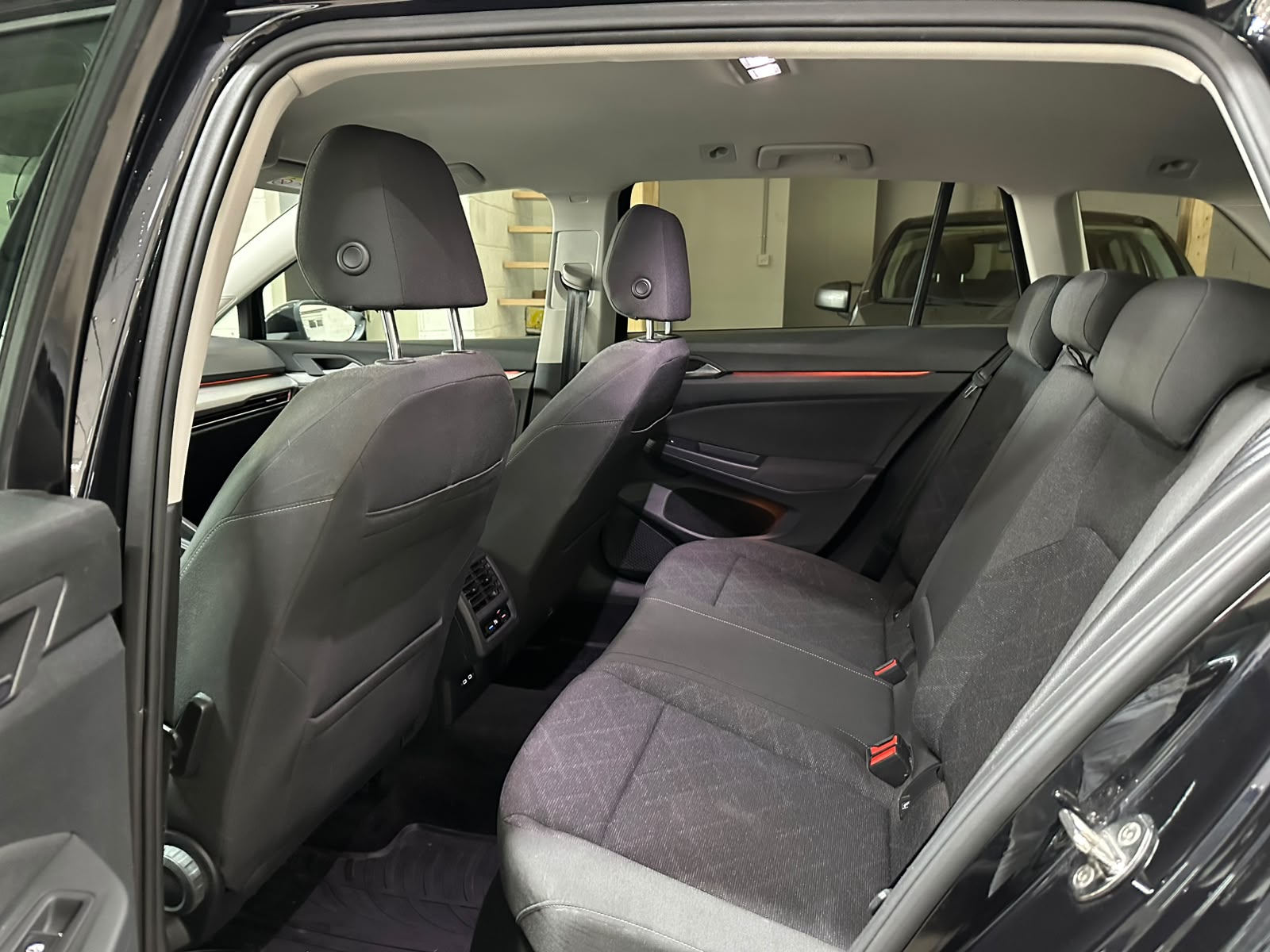 VW Golf 1.5 eTSI mHEV ACT Style DSG-image-14