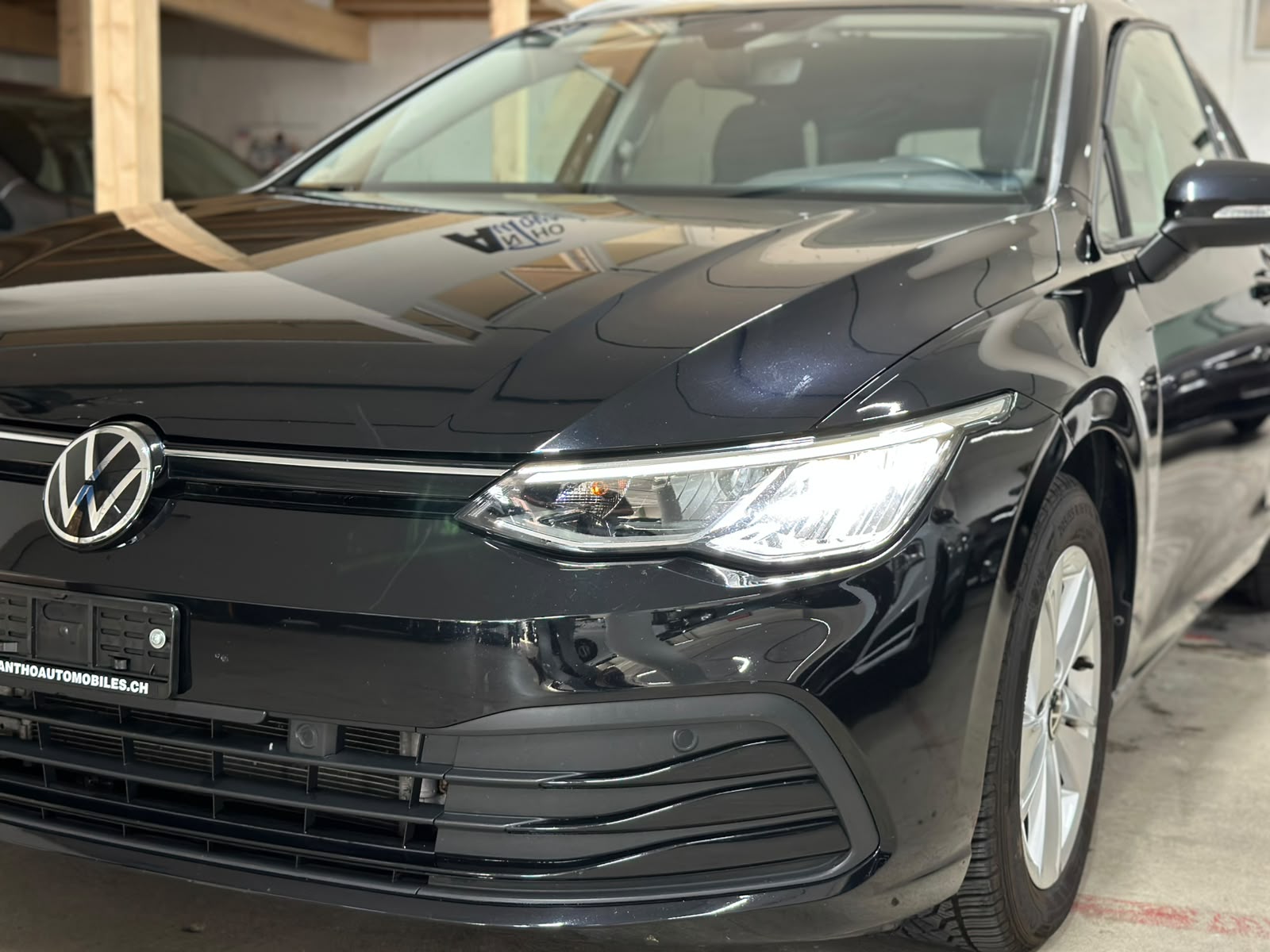 VW Golf 1.5 eTSI mHEV ACT Style DSG-image-2