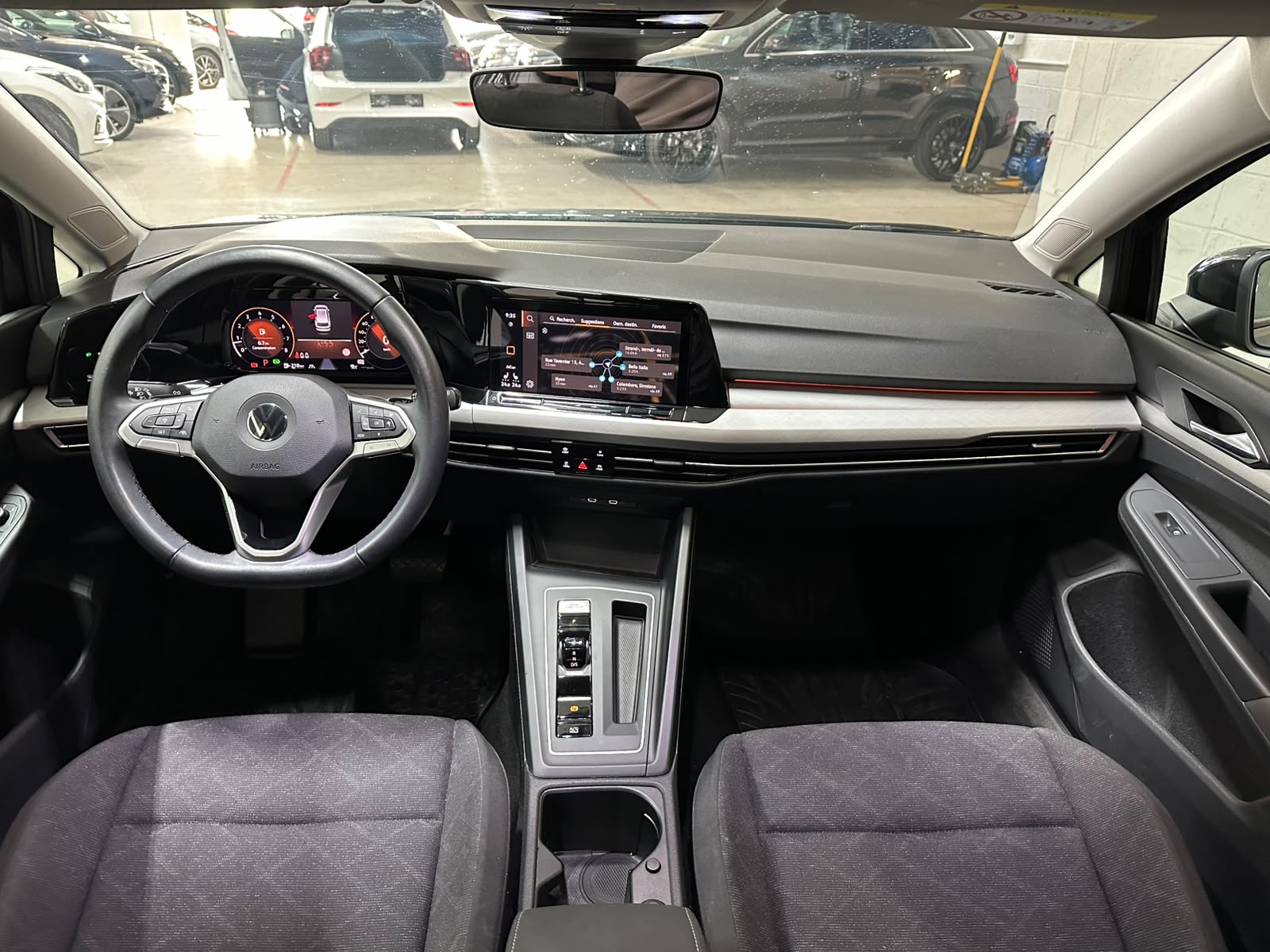 VW Golf 1.5 eTSI mHEV ACT Style DSG-image-9