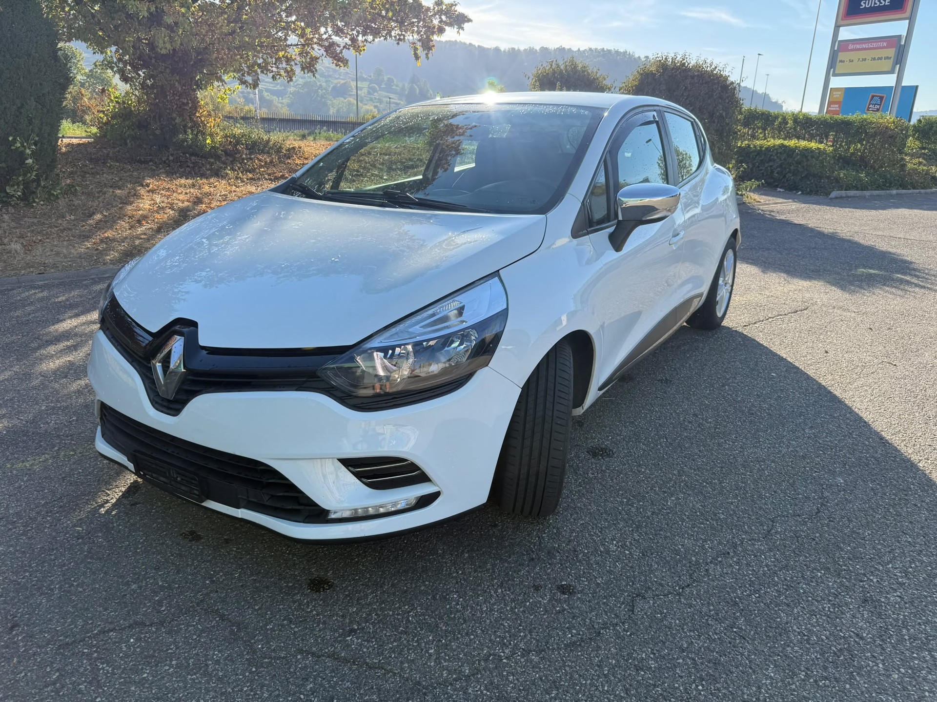 RENAULT Clio 1.5 dCi Zen EDC-image-0
