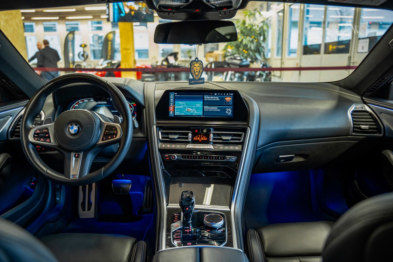 BMW M850i xDrive First Edition Steptronic-image-10
