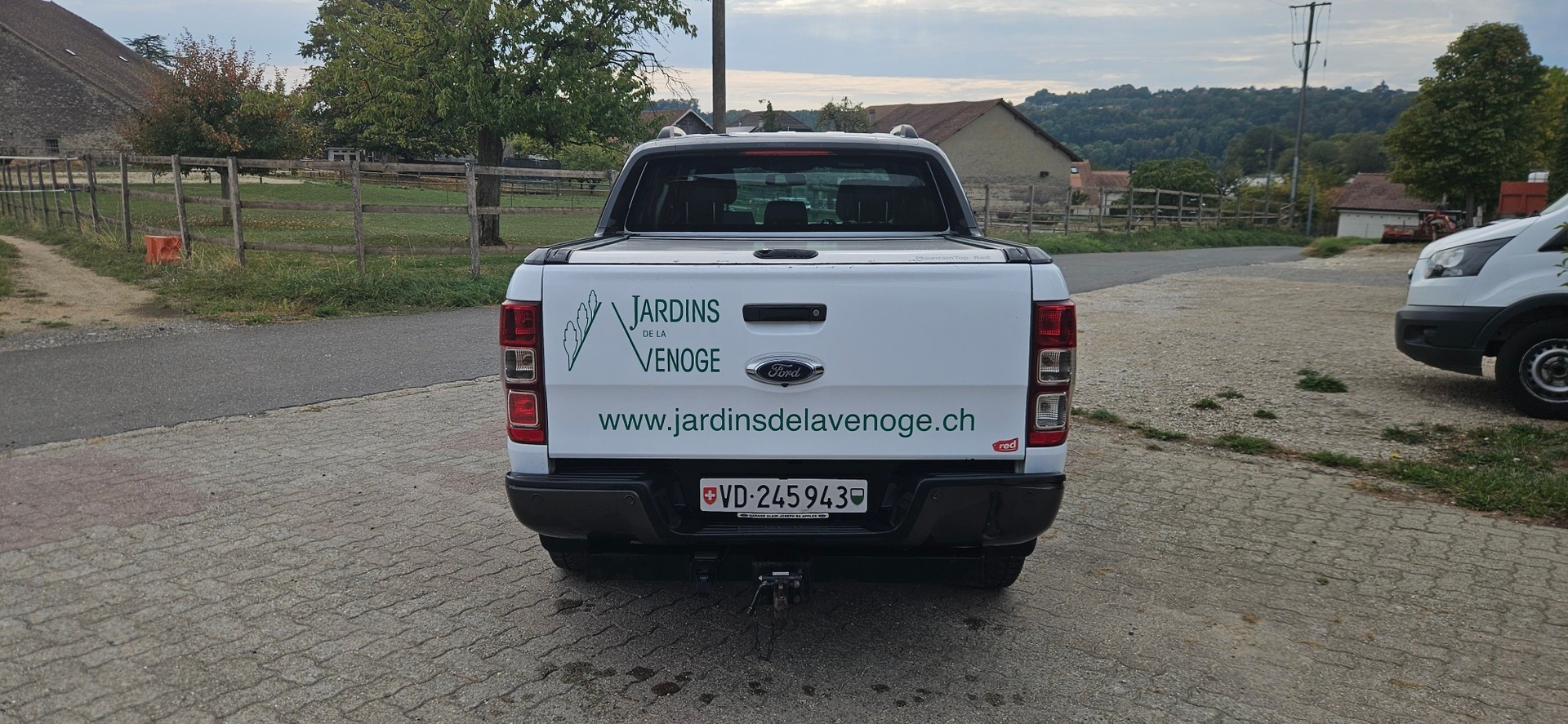 FORD 2.2 TDCi 4x4 Wildtrak-image-2