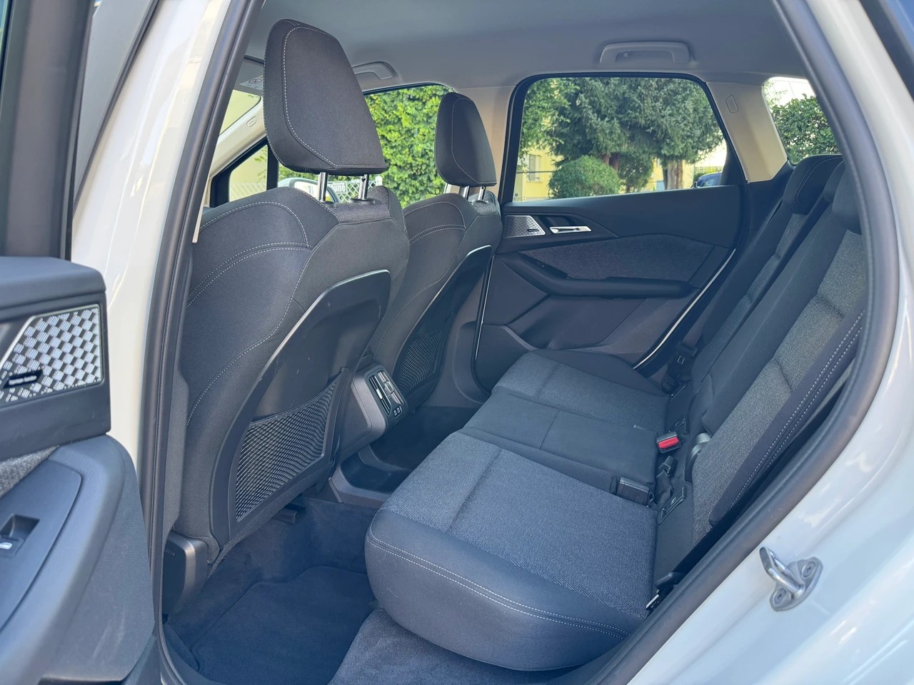 BMW 218i Active Tourer DKG-image-17