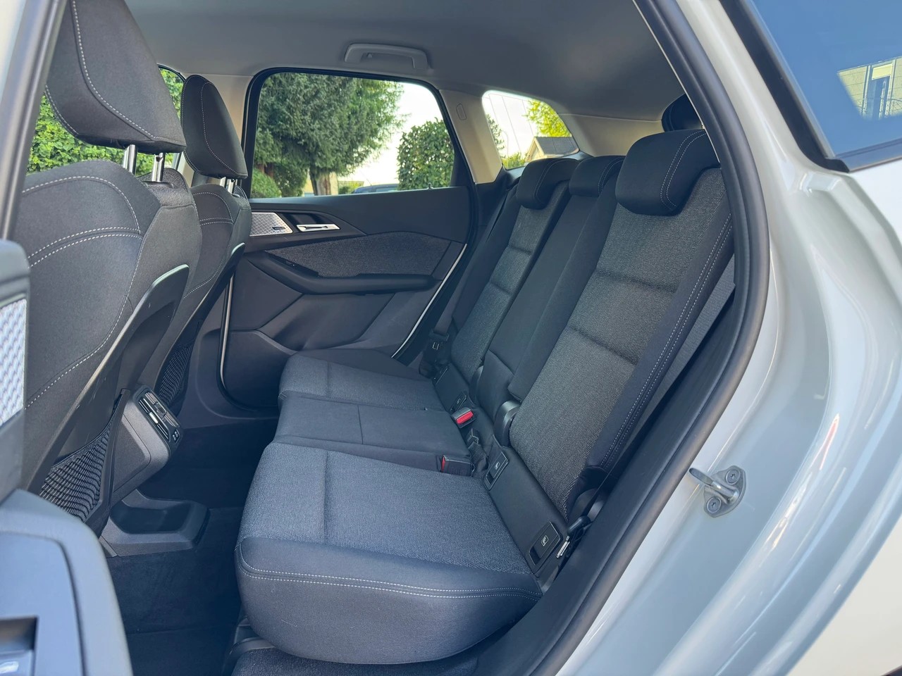 BMW 218i Active Tourer DKG-image-18