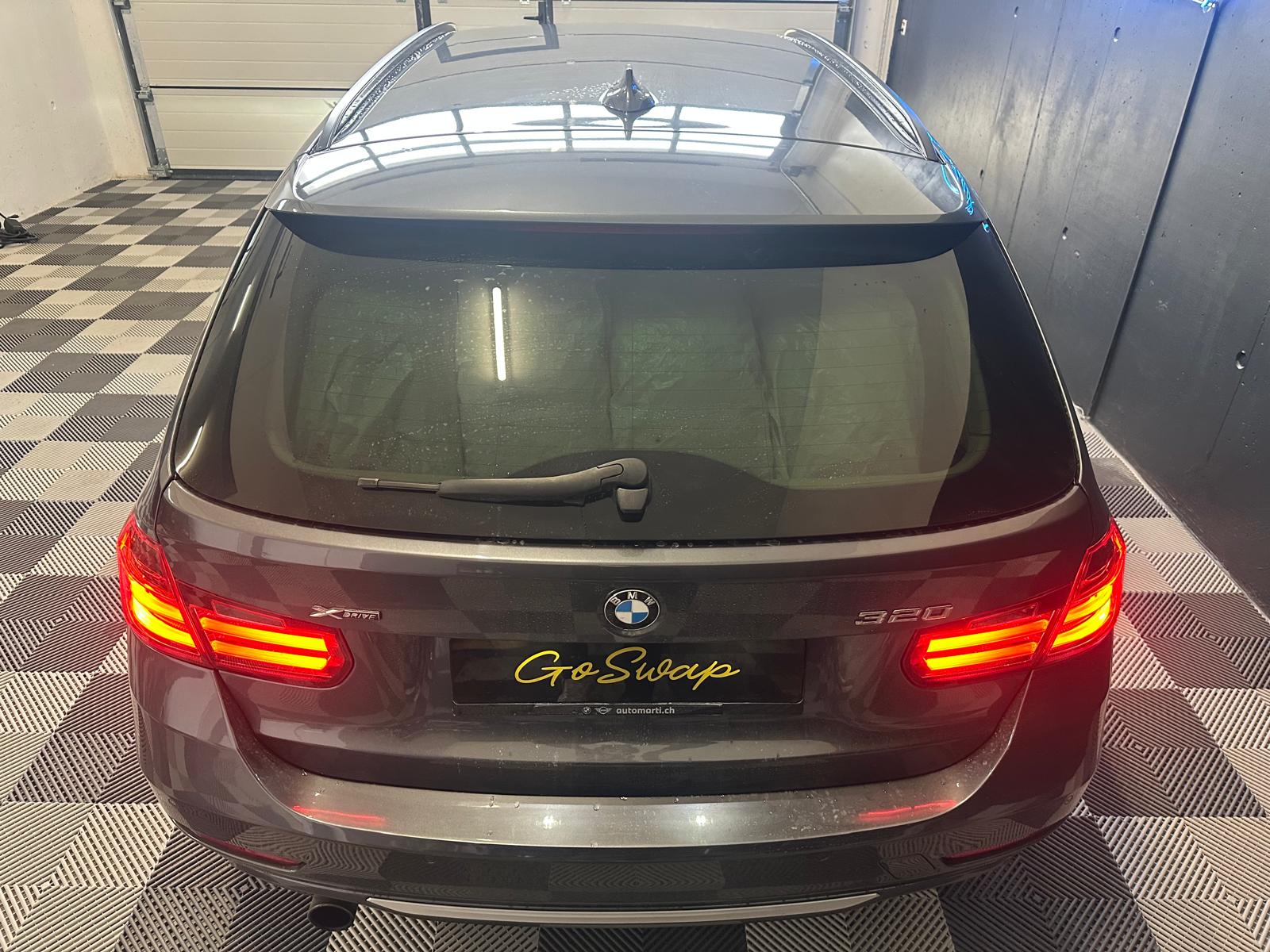BMW 320i xDrive Touring Modern Line Steptronic-image-4