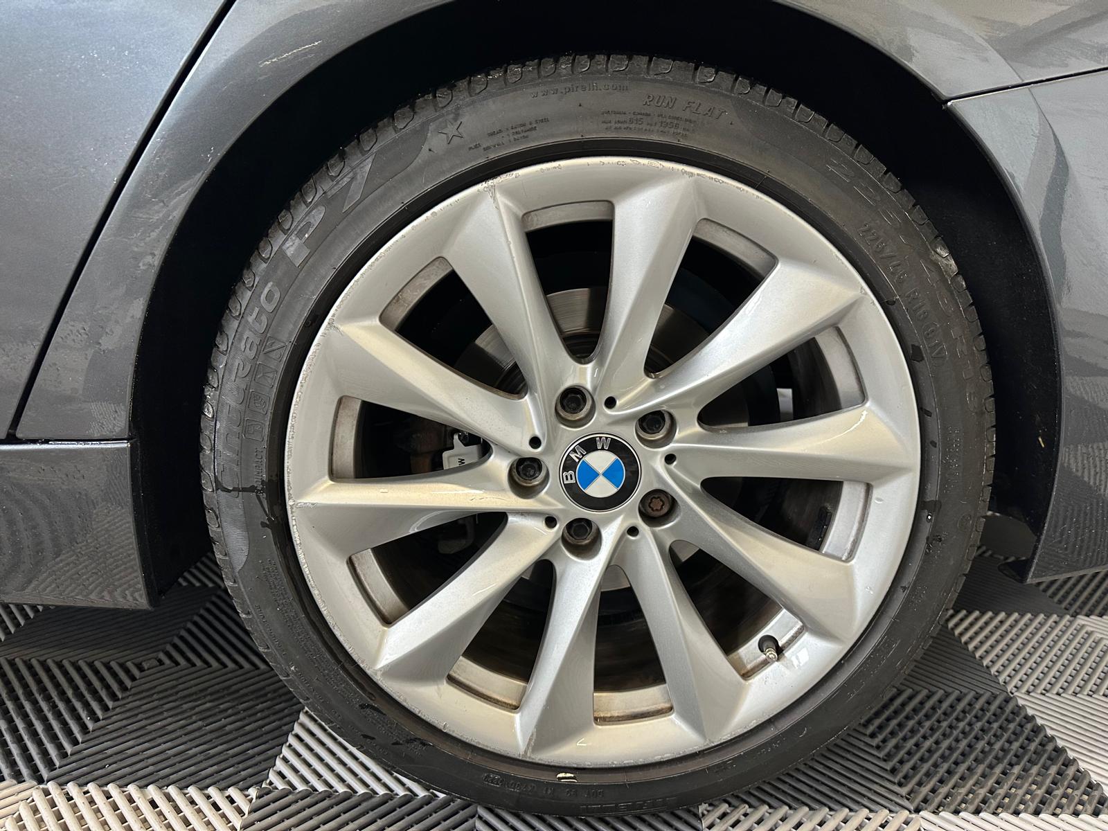 BMW 320i xDrive Touring Modern Line Steptronic-image-27