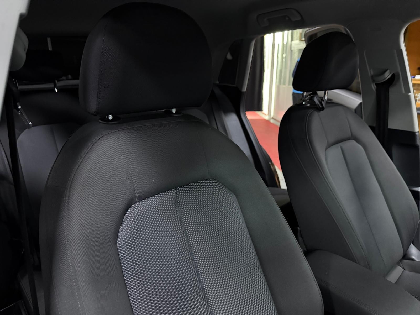 AUDI Q3 35 TDI advanced quattro S-tronic / CH Auto 1 Hand / Gepflegt-image-10