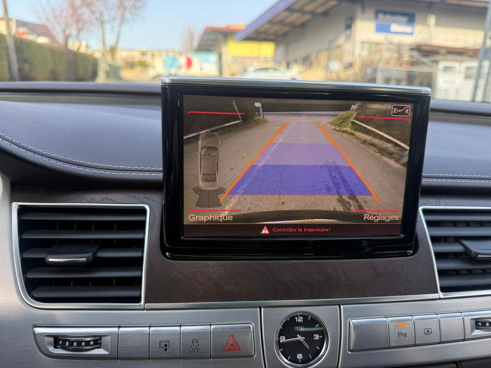 AUDI A8 4.2 TDI quattro tiptronic-image-11