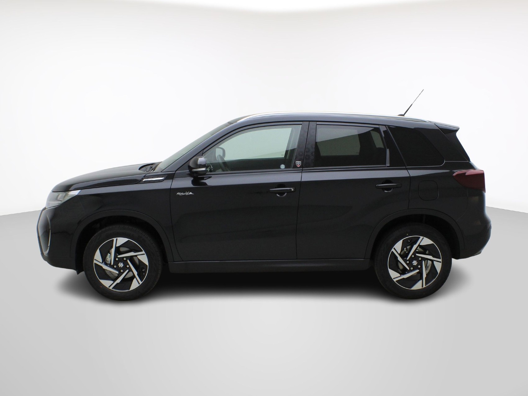 SUZUKI Vitara 1.4 T Piz Sulai Top Hybrid 4x4-showroom-element-1
