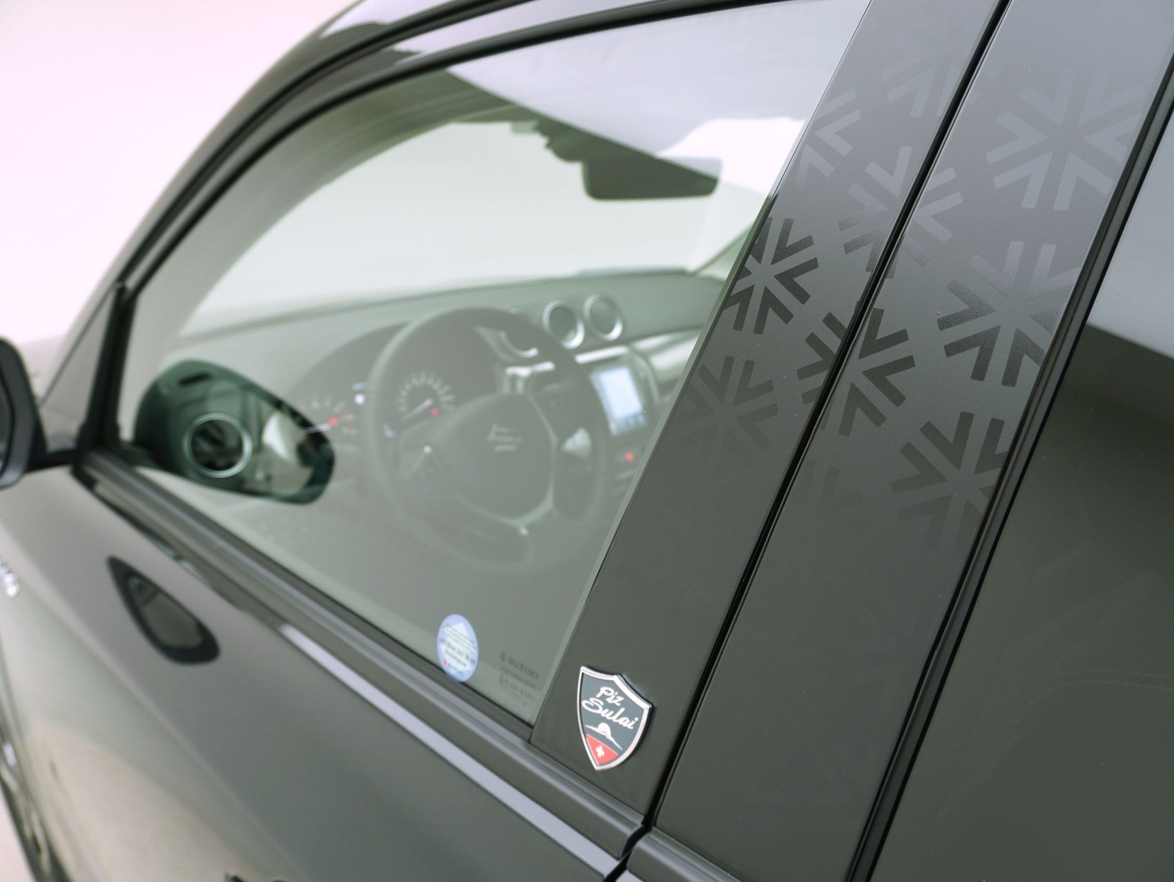 SUZUKI Vitara 1.4 T Piz Sulai Top Hybrid 4x4-image-6