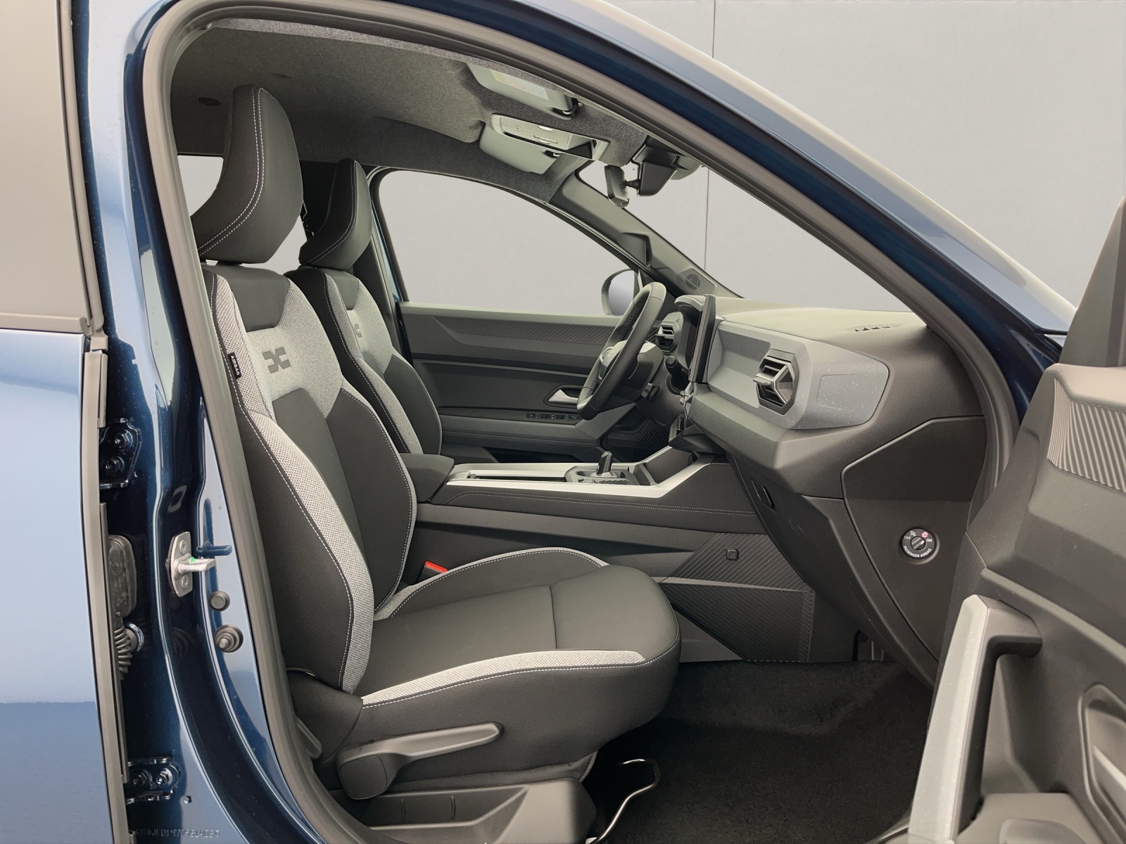 DACIA Bigster 1.8 Hybrid Journey-image-15