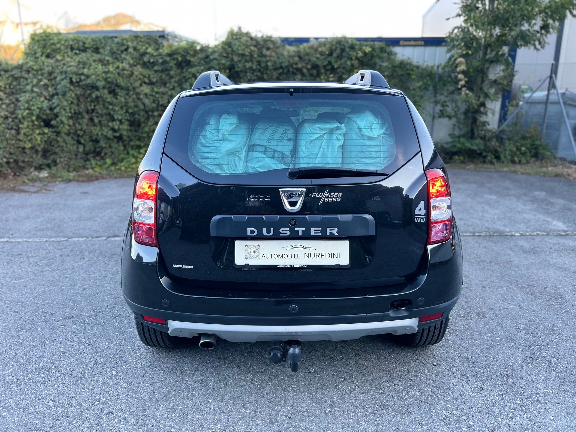 DACIA Duster 1.2 T Urban Explorer 4x4-image-5