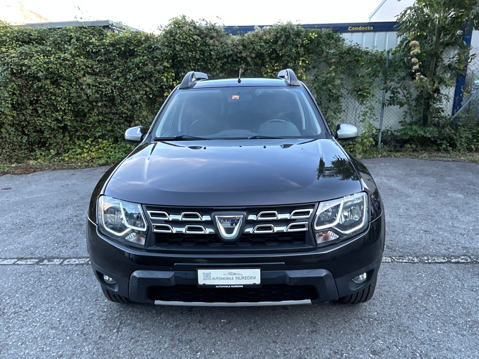 DACIA Duster 1.2 T Urban Explorer 4x4-image-4