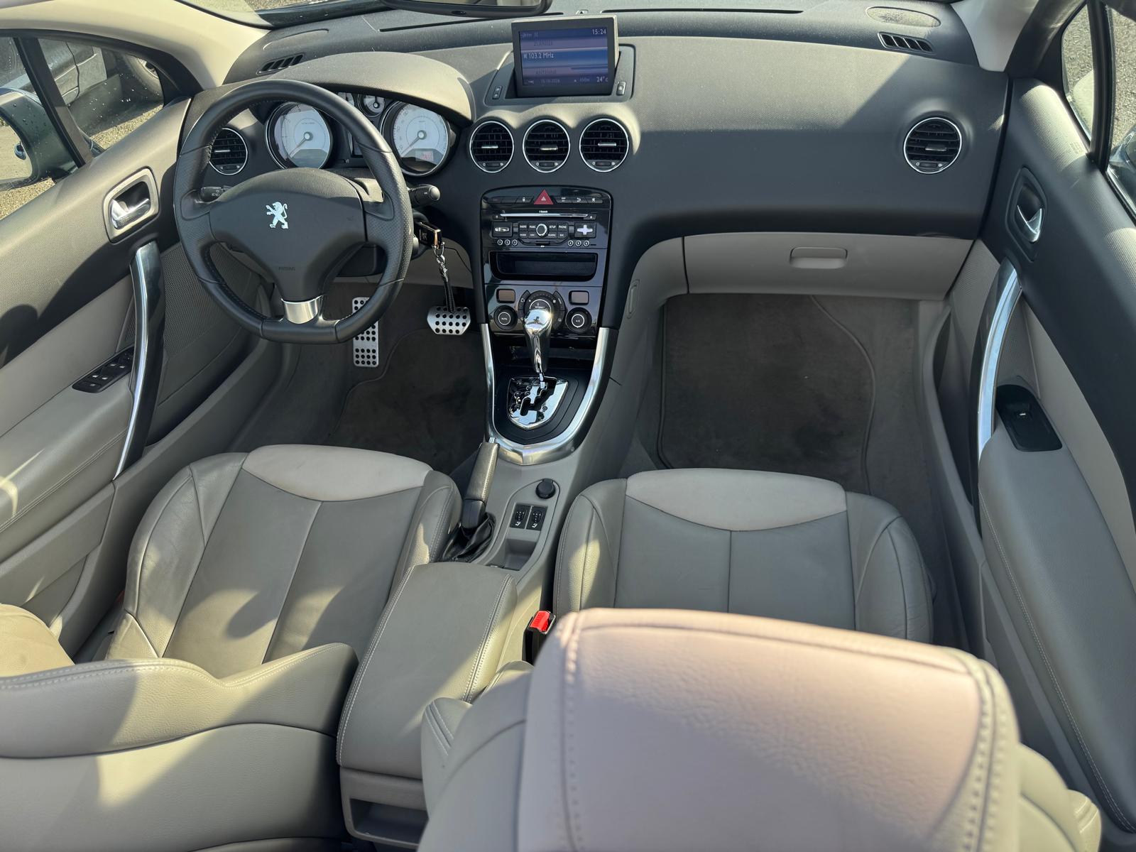 PEUGEOT 308 CC 1.6 16V Turbo Active Automatic-image-9