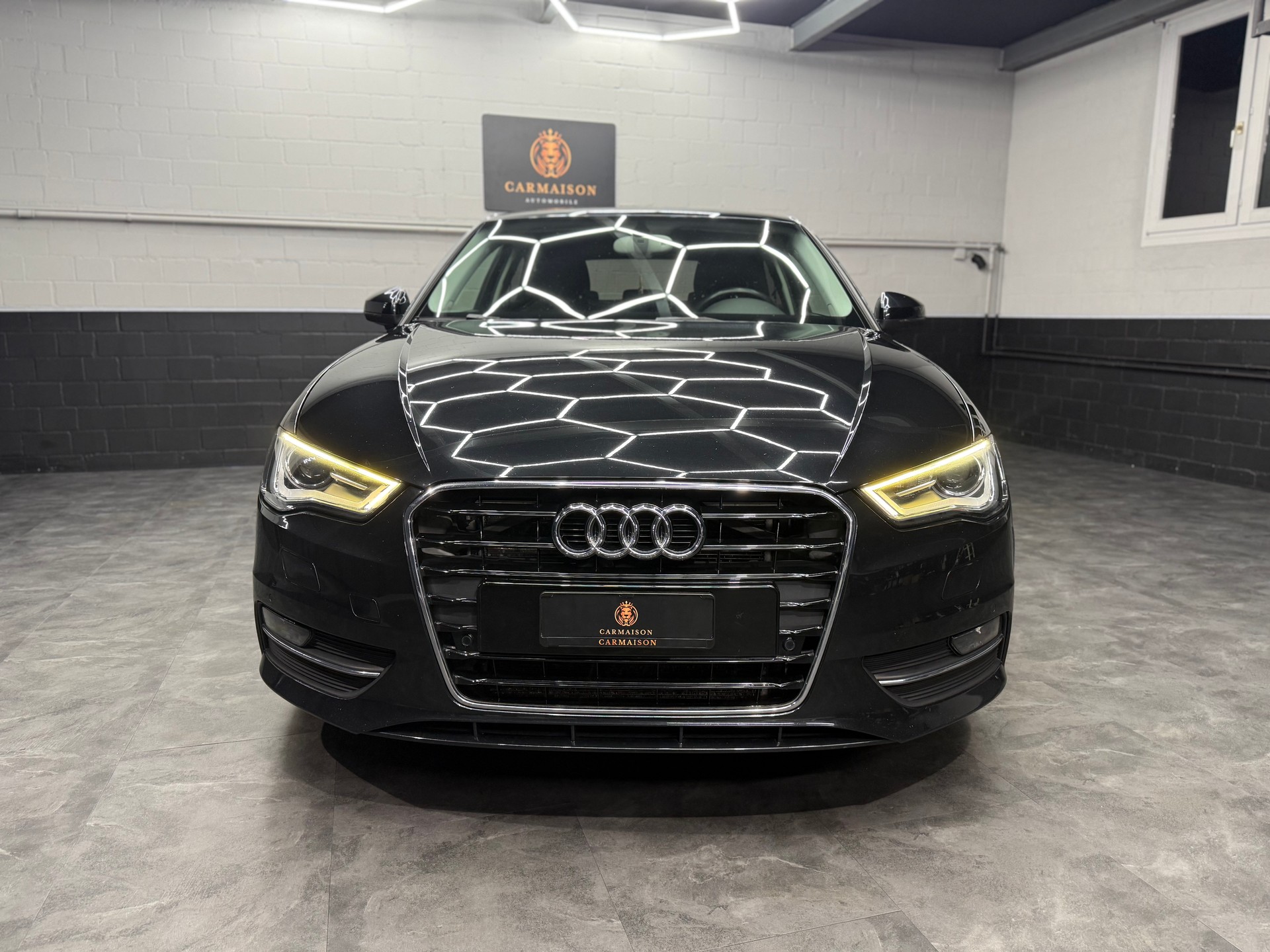 AUDI A3 2.0 TDI Attraction S-tronic | CH-Auto-image-1