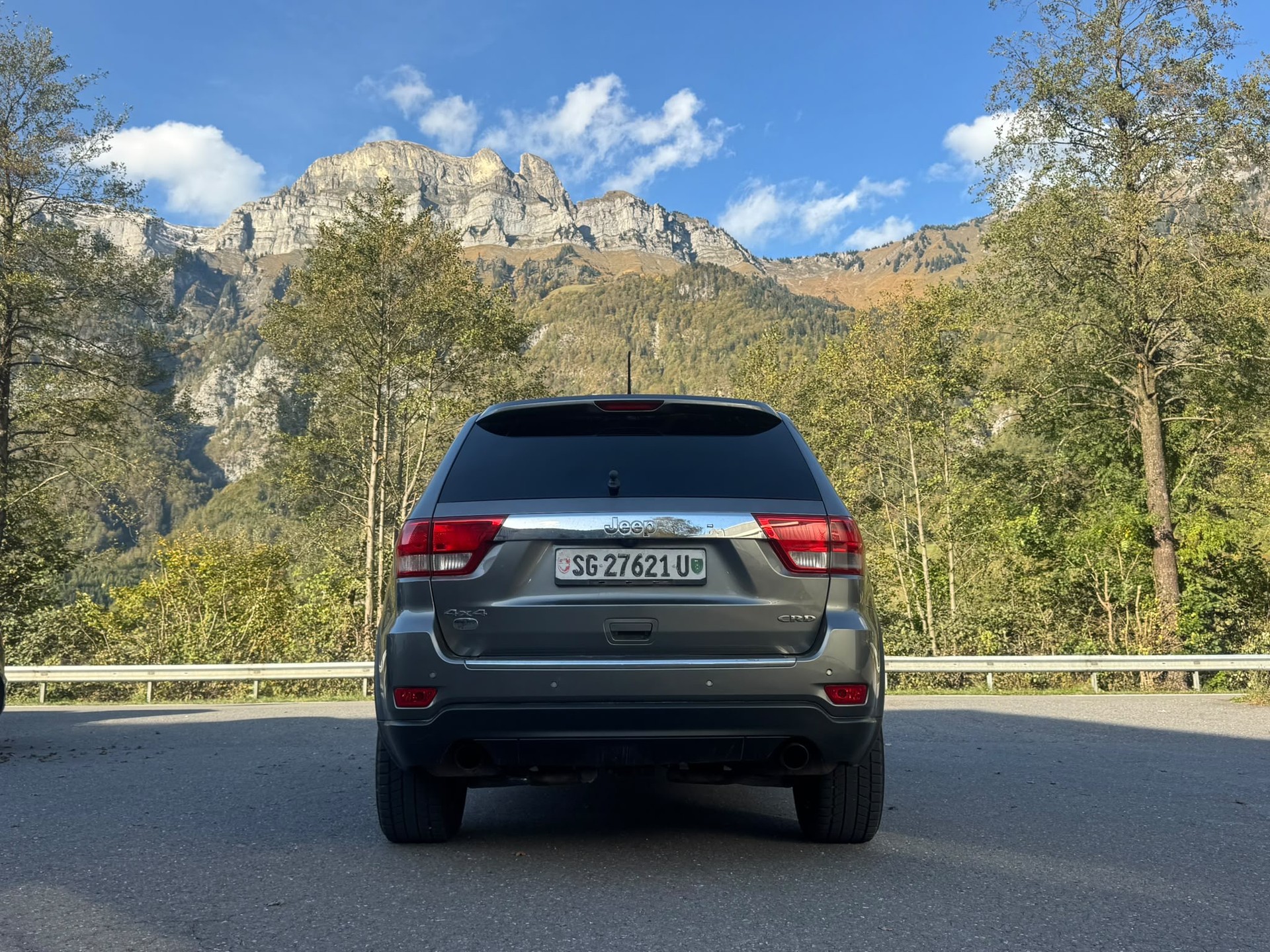 JEEP Grand Cherokee 3.0 CRD Overland Automatic-image-5