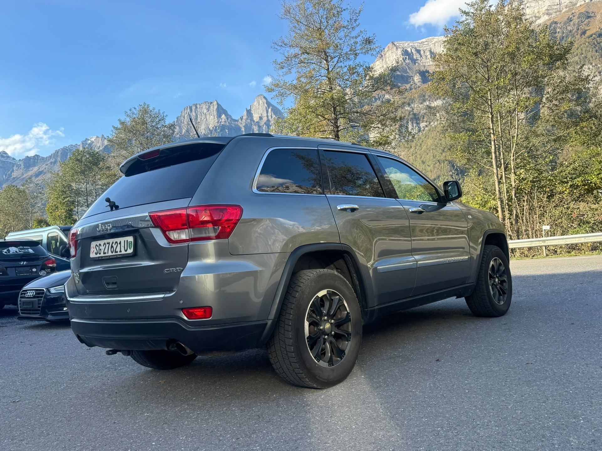 JEEP Grand Cherokee 3.0 CRD Overland Automatic-image-2