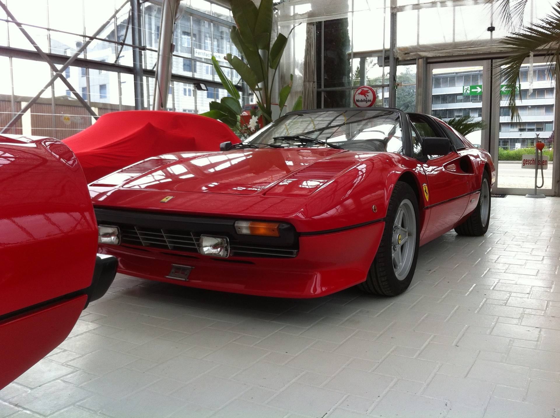 FERRARI 308 GTSi-image-1