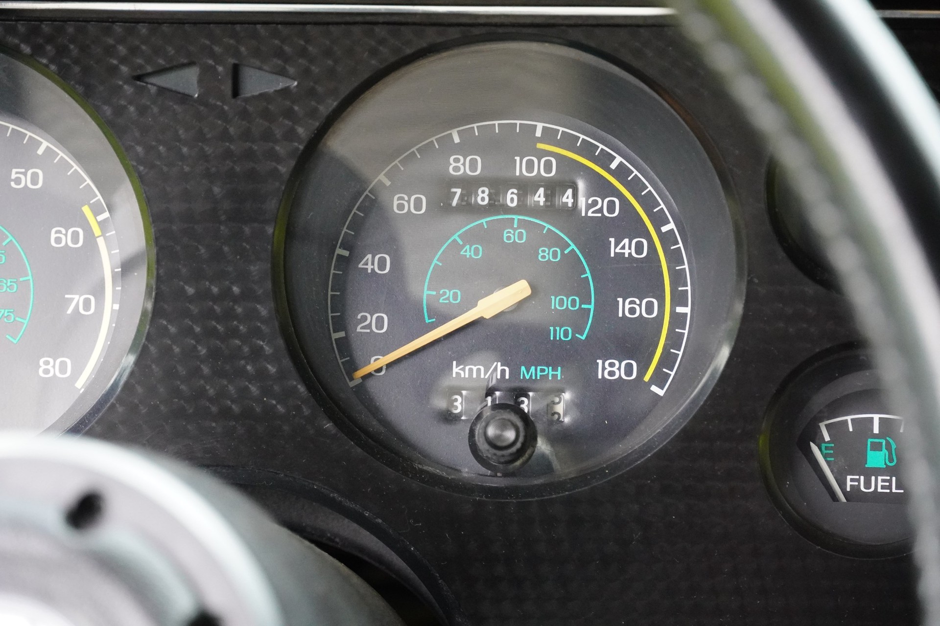 FORD MUSTANG Cobra-image-13