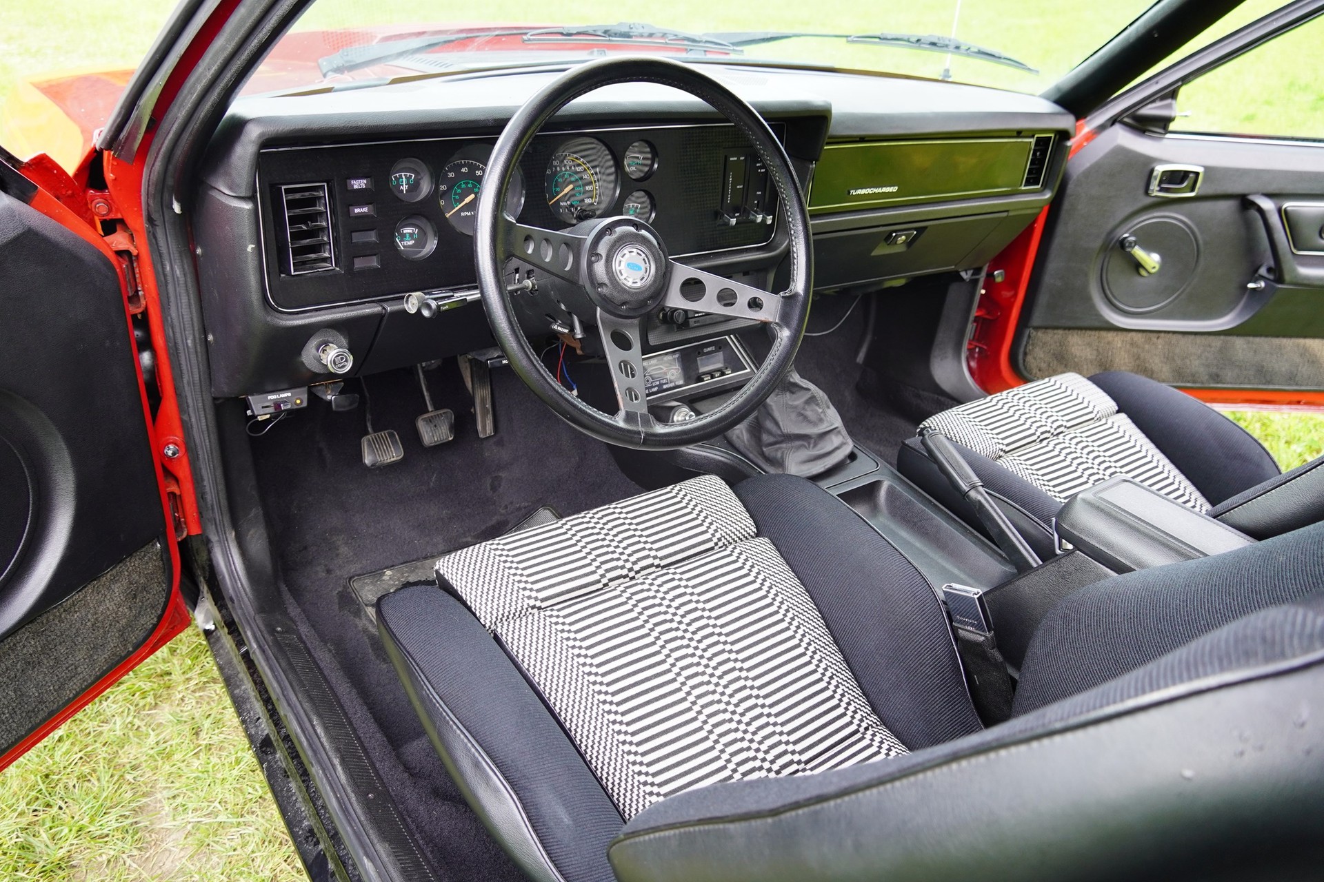 FORD MUSTANG Cobra-image-10