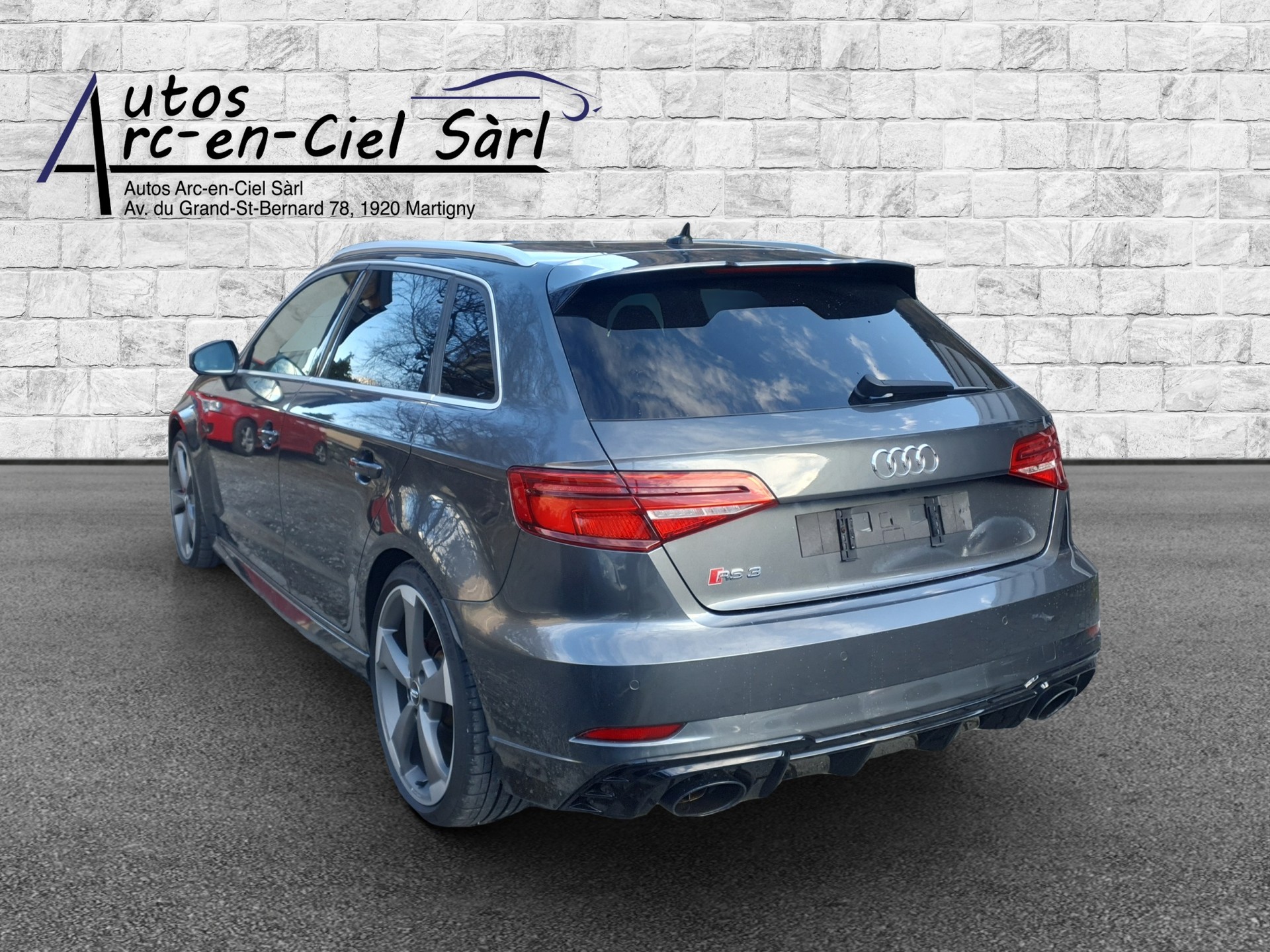 AUDI RS3 Sportback 2.5 T FSI quattro S-Tronic-image-5