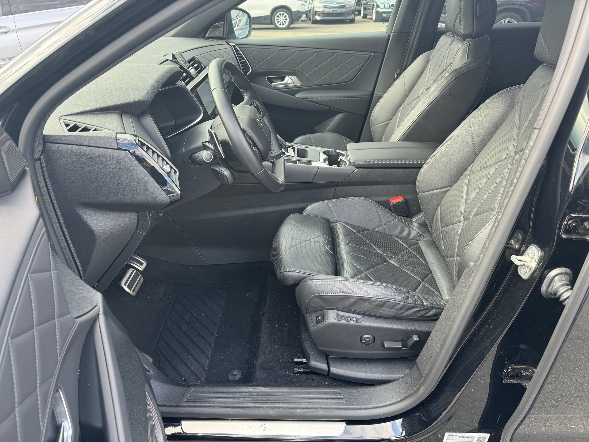 DS AUTOMOBILES DS 7 Crossback 1.6 THP SO Chic-image-8