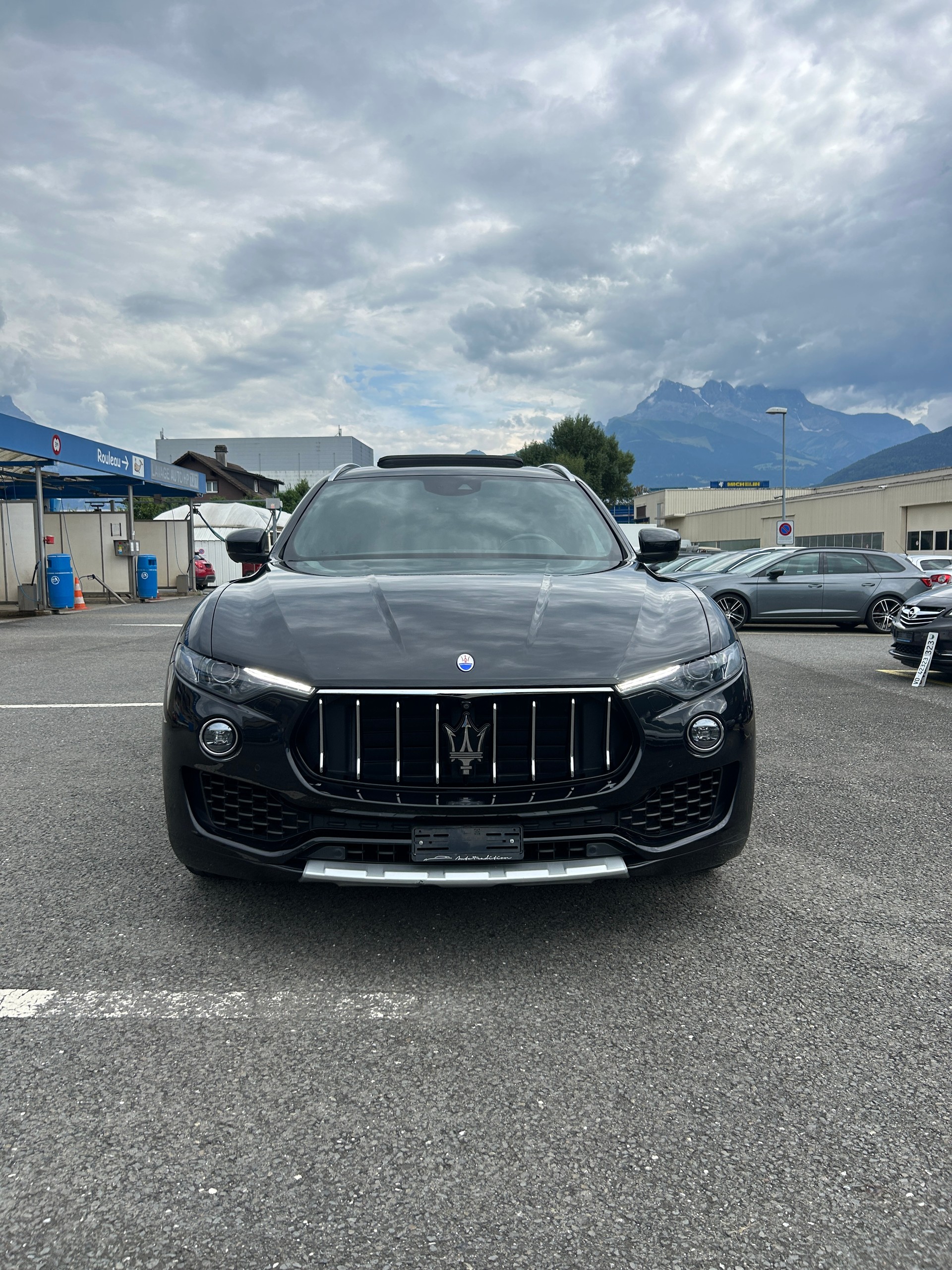 MASERATI Levante S 3.0 V6 Automatica-image-1