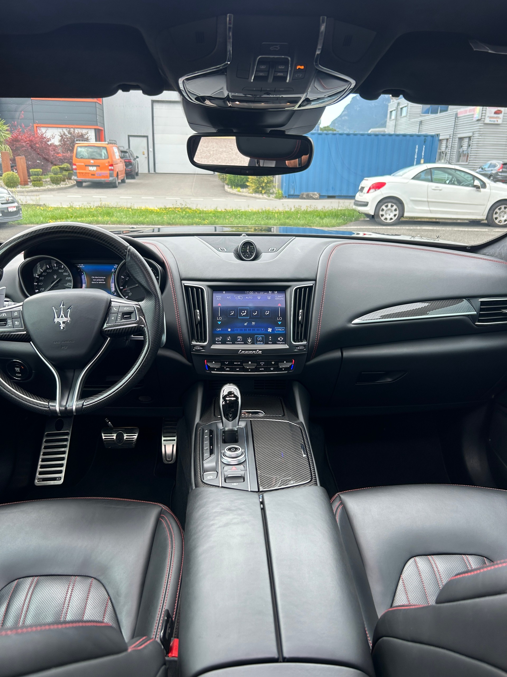 MASERATI Levante S 3.0 V6 Automatica-image-13