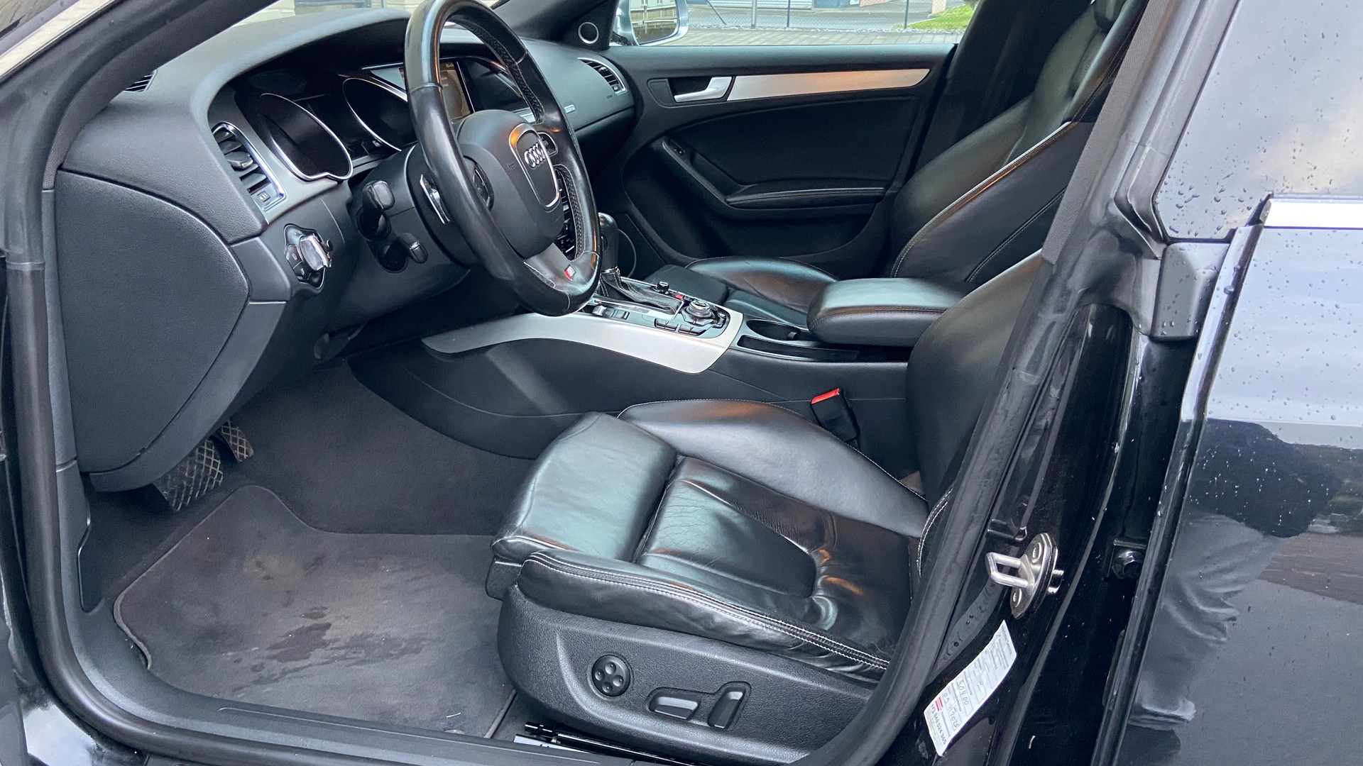 AUDI S5 Sportback 3.0 TFSI quattro-image-12