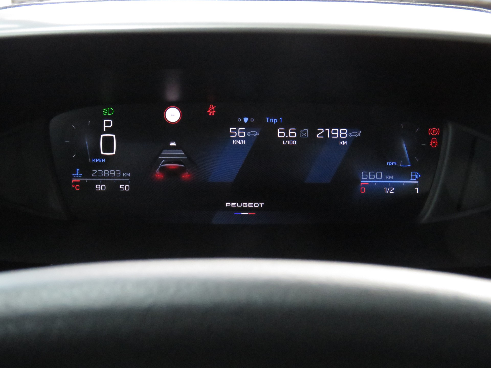 PEUGEOT 308 1.2 Pure Tech Allure EAT8 (Automat)-image-18