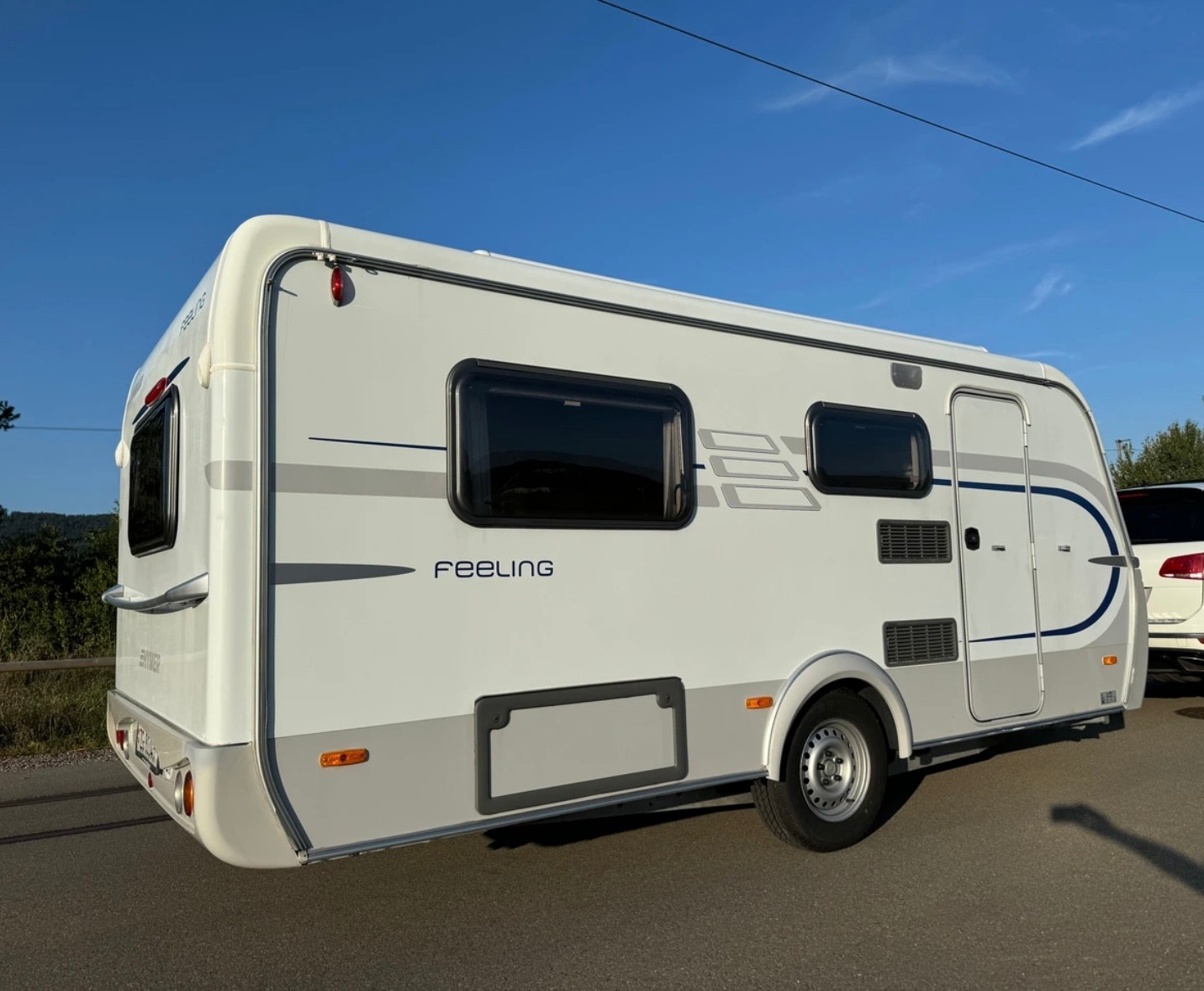 ERIBA Standort Grabs 9472 !! Hymer Eriba Feeling 430 Hubdach -MFK Service neu - Nutzlast 330 kg Leergeweicht 970 kg-image-0