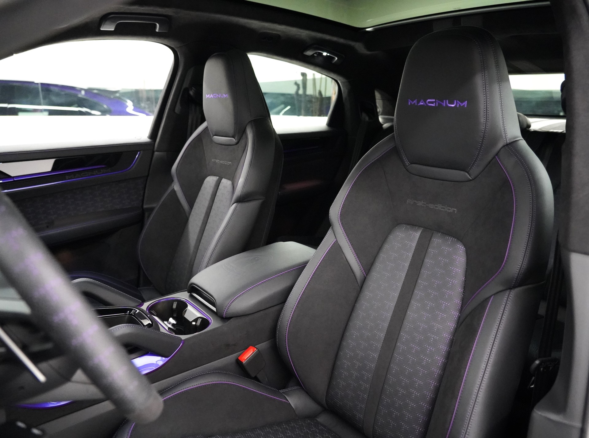 PORSCHE CayenneCoupé T E-Hybrid-image-10