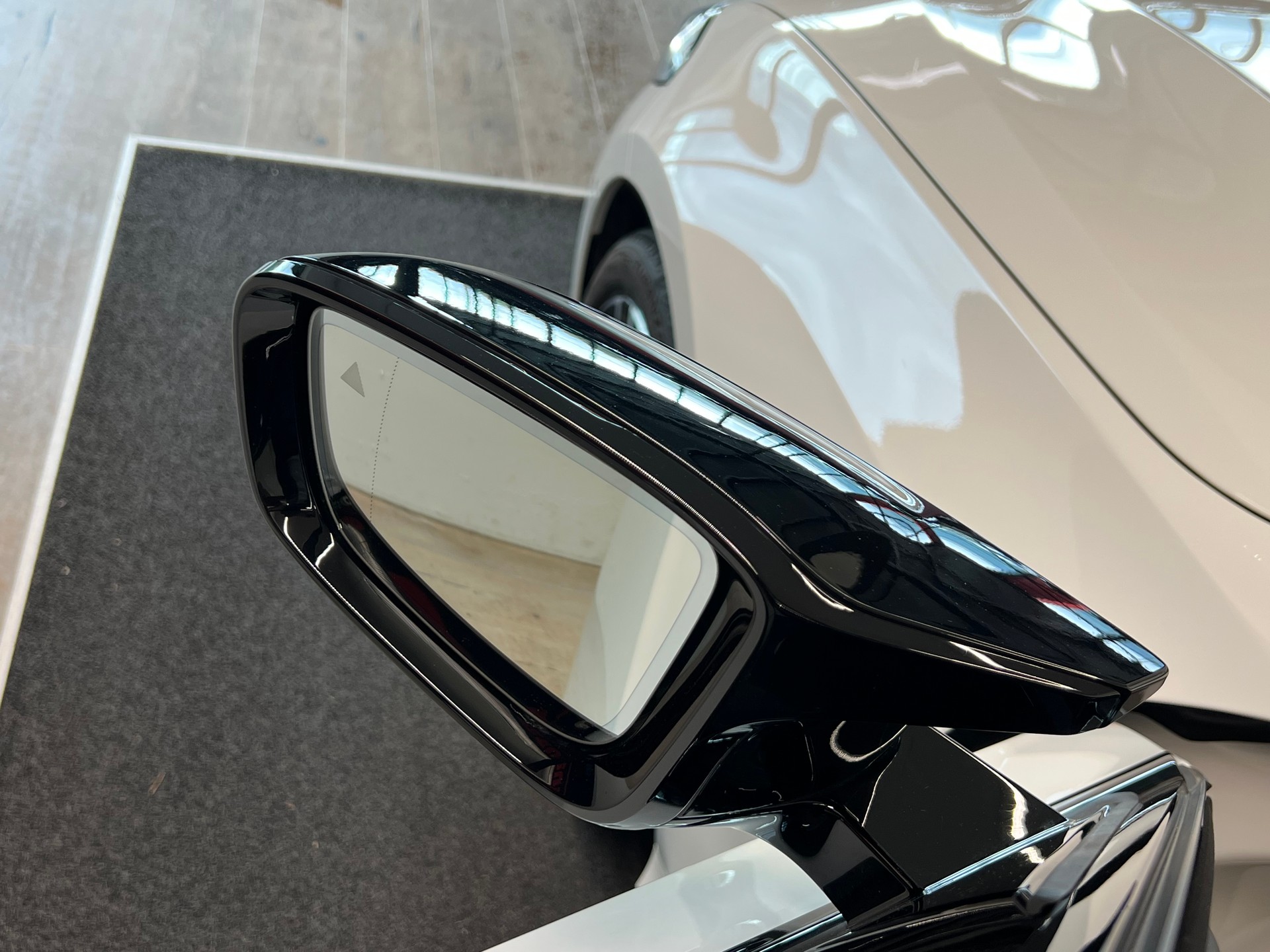 BMW M340d xDrive 48V Touring Steptronic-image-13