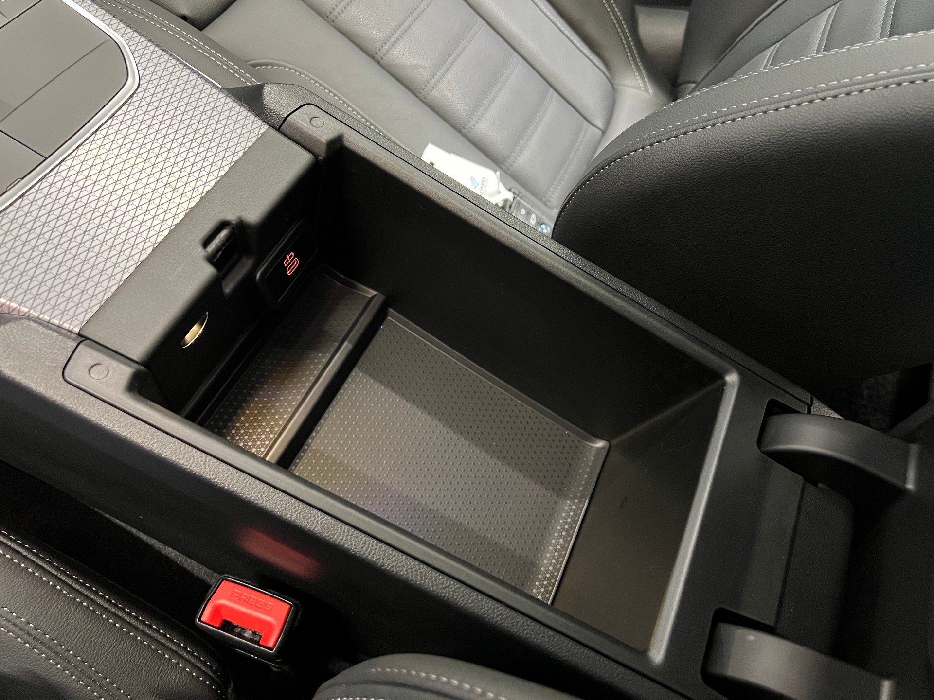 BMW M340d xDrive 48V Touring Steptronic-image-31