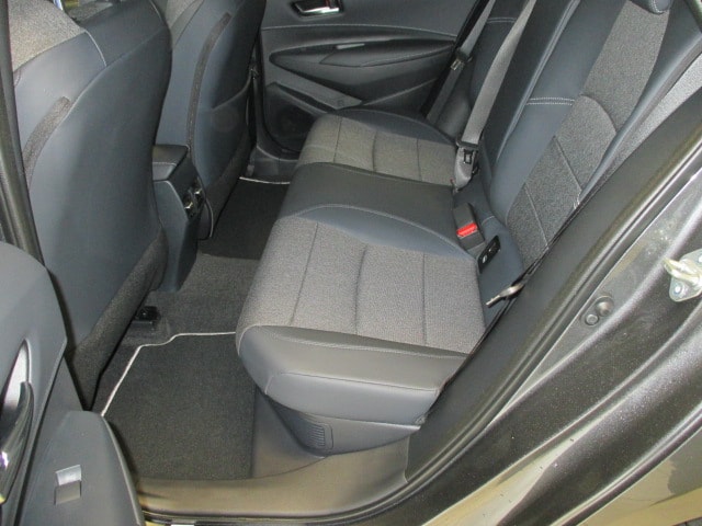 TOYOTA Corolla Touring Sports 2.0 HSD Trend e-CVT-image-6