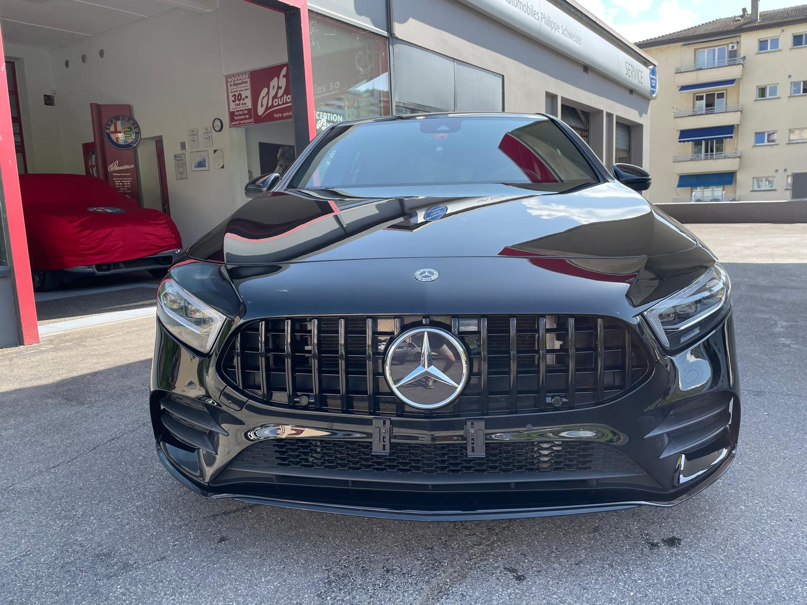 MERCEDES-BENZ A 250 AMG Line 7G-DCT-image-2