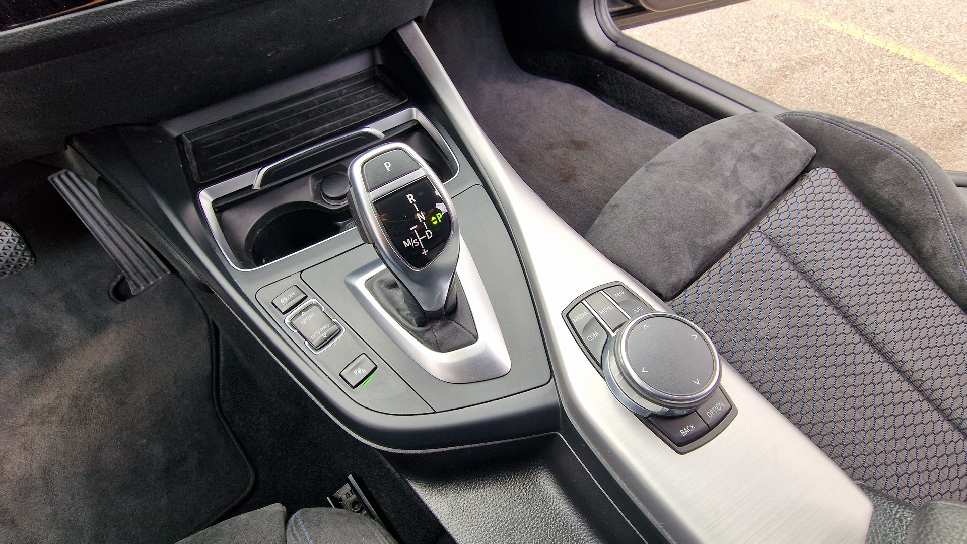 BMW M140i xDrive-image-26